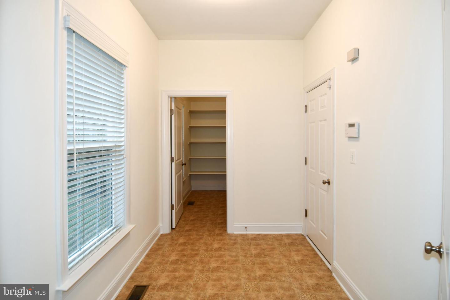 5104 HIRST VALLEY WAY, CENTREVILLE, Virginia 20120, 5 Bedrooms Bedrooms, ,4 BathroomsBathrooms,Residential,For sale,5104 HIRST VALLEY WAY,VAFX2281860 MLS # VAFX2281860