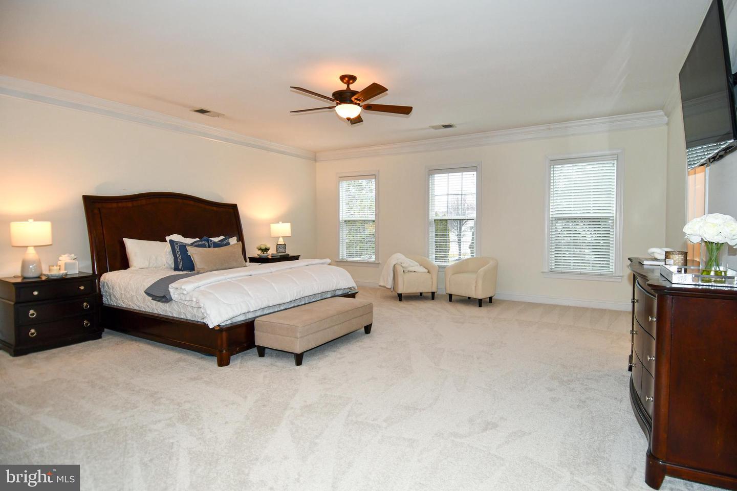 5104 HIRST VALLEY WAY, CENTREVILLE, Virginia 20120, 5 Bedrooms Bedrooms, ,4 BathroomsBathrooms,Residential,For sale,5104 HIRST VALLEY WAY,VAFX2281860 MLS # VAFX2281860