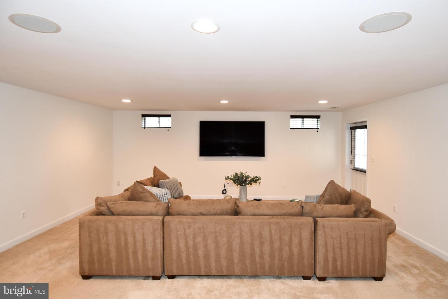 5104 HIRST VALLEY WAY, CENTREVILLE, Virginia 20120, 5 Bedrooms Bedrooms, ,4 BathroomsBathrooms,Residential,For sale,5104 HIRST VALLEY WAY,VAFX2281860 MLS # VAFX2281860