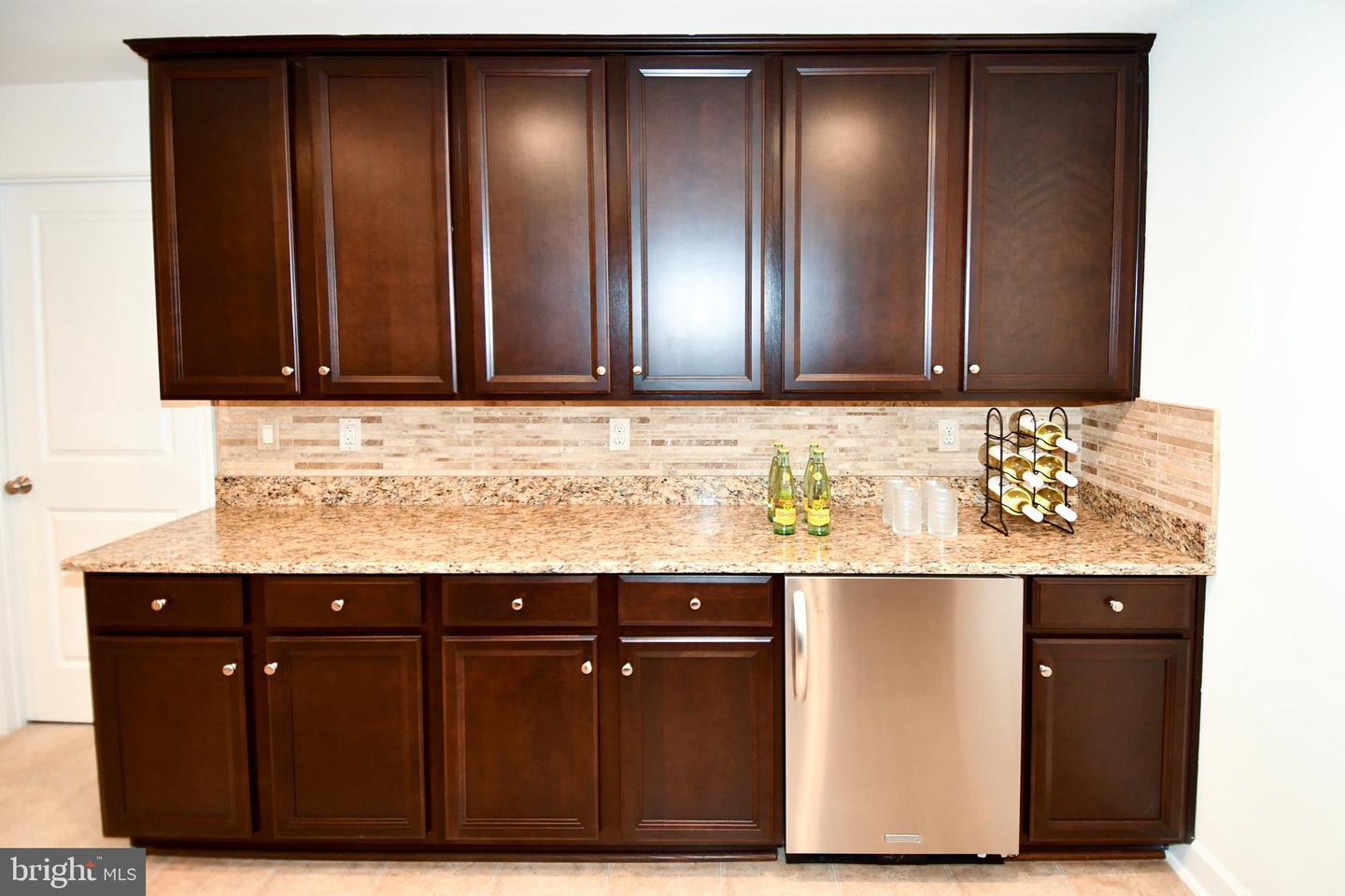 5104 HIRST VALLEY WAY, CENTREVILLE, Virginia 20120, 5 Bedrooms Bedrooms, ,4 BathroomsBathrooms,Residential,For sale,5104 HIRST VALLEY WAY,VAFX2281860 MLS # VAFX2281860