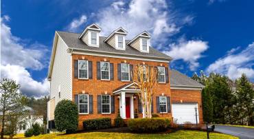 5104 HIRST VALLEY WAY, CENTREVILLE, Virginia 20120, 5 Bedrooms Bedrooms, ,4 BathroomsBathrooms,Residential,For sale,5104 HIRST VALLEY WAY,VAFX2281860 MLS # VAFX2281860