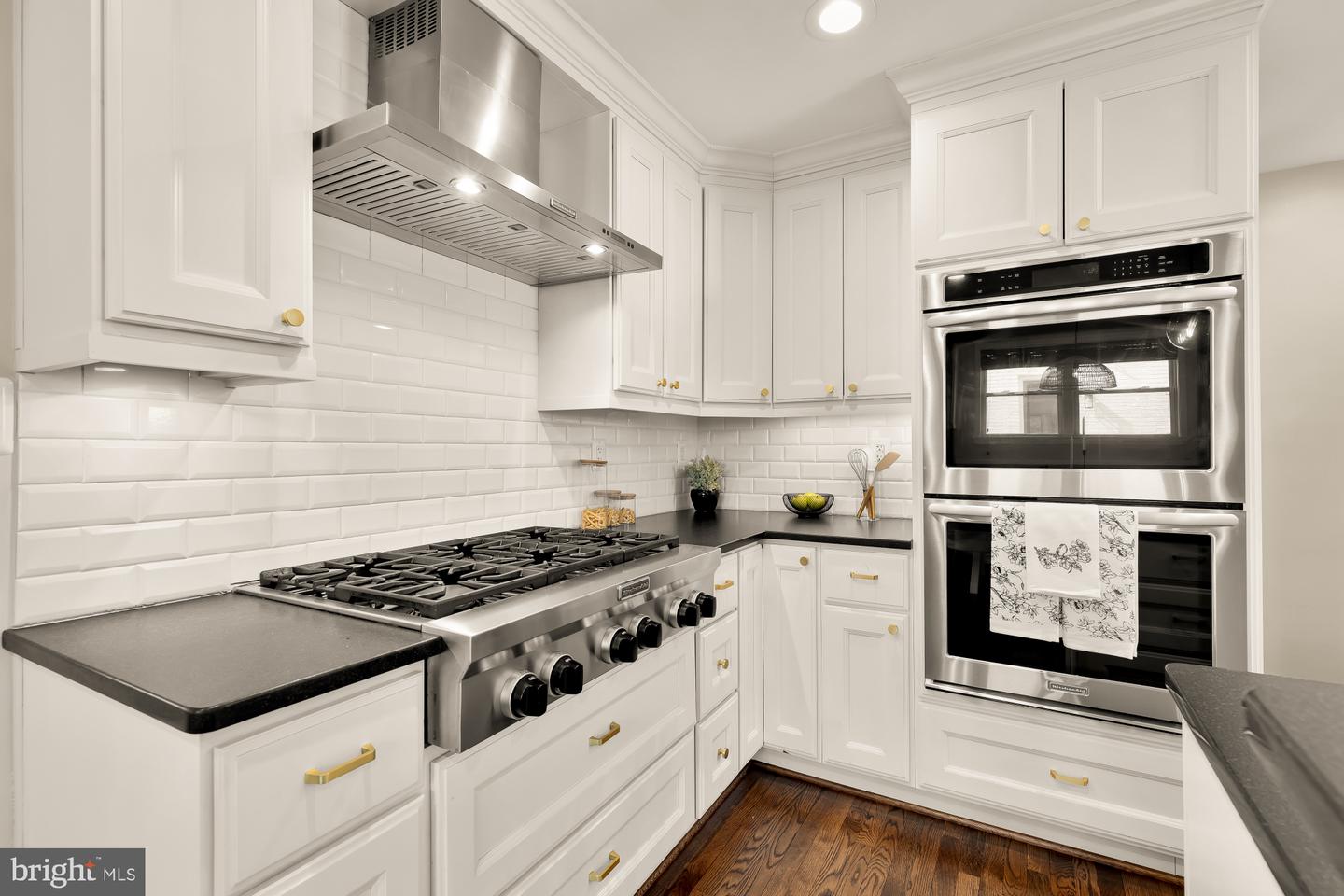 4823 YUMA ST NW, WASHINGTON, District Of Columbia 20016, 3 Bedrooms Bedrooms, ,2 BathroomsBathrooms,Residential,For sale,4823 YUMA ST NW,DCDC2234320 MLS # DCDC2234320