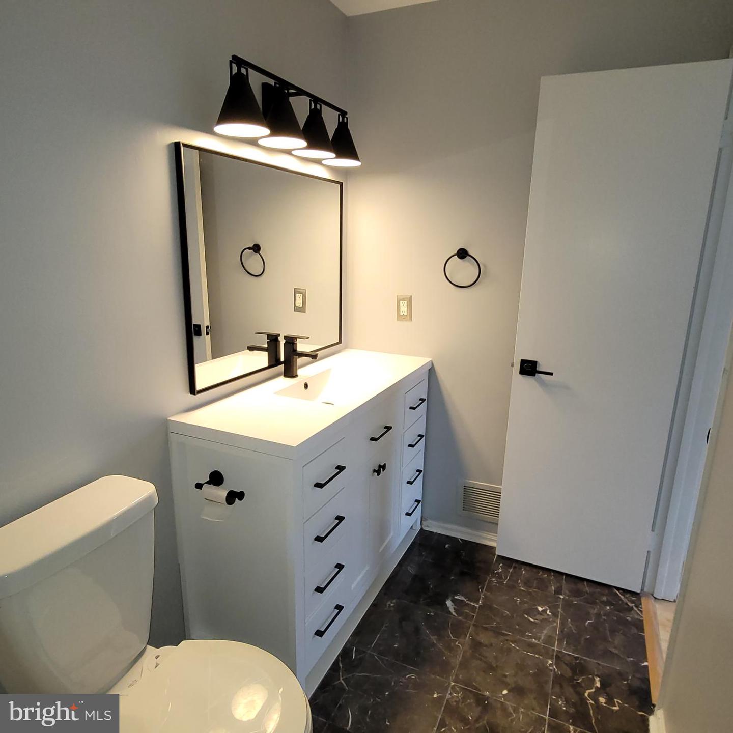 23 JERMYN CT, STERLING, Virginia 20165, 4 Bedrooms Bedrooms, ,3 BathroomsBathrooms,Residential,For sale,23 JERMYN CT,VALO2112164 MLS # VALO2112164