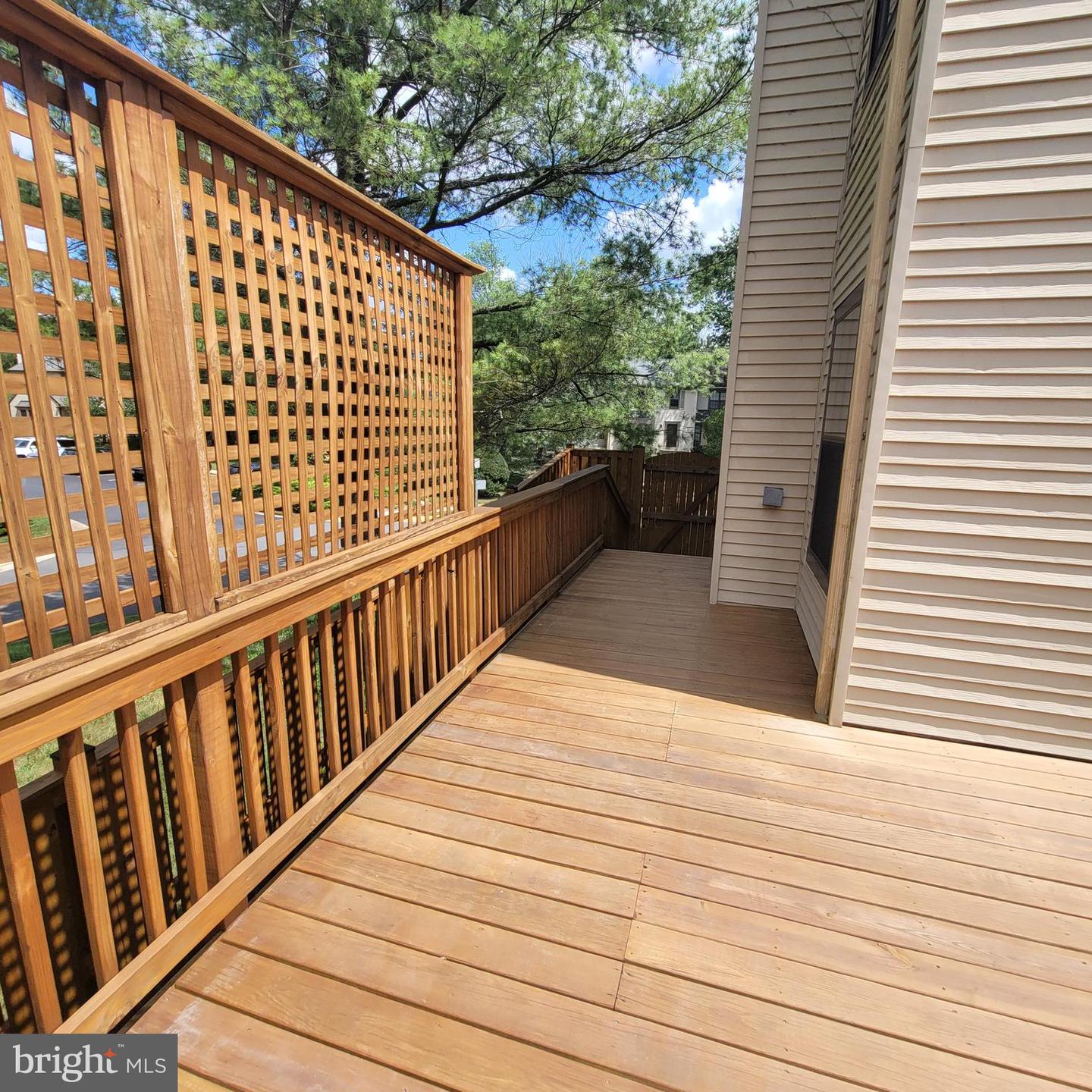 23 JERMYN CT, STERLING, Virginia 20165, 4 Bedrooms Bedrooms, ,3 BathroomsBathrooms,Residential,For sale,23 JERMYN CT,VALO2112164 MLS # VALO2112164