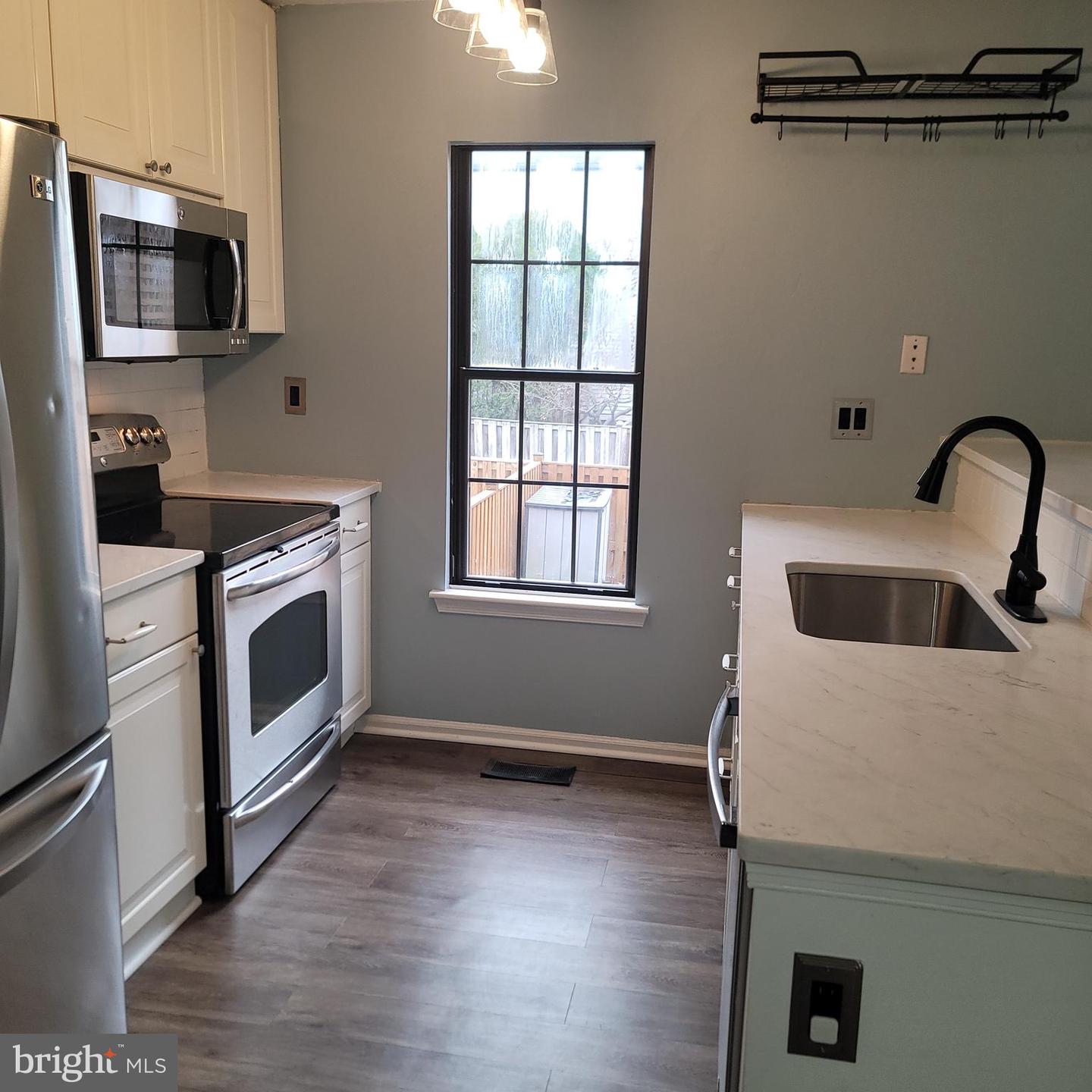 23 JERMYN CT, STERLING, Virginia 20165, 4 Bedrooms Bedrooms, ,3 BathroomsBathrooms,Residential,For sale,23 JERMYN CT,VALO2112164 MLS # VALO2112164