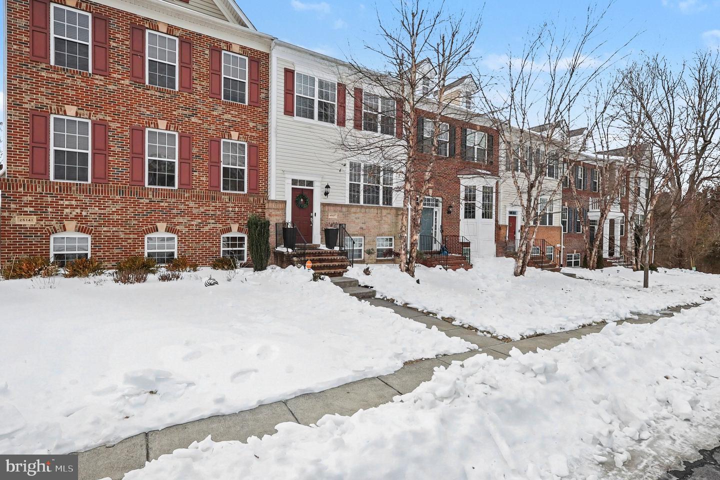 41627 EPPING GREEN SQ, ALDIE, Virginia 20105, 3 Bedrooms Bedrooms, ,2 BathroomsBathrooms,Residential,For sale,41627 EPPING GREEN SQ,VALO2112640 MLS # VALO2112640