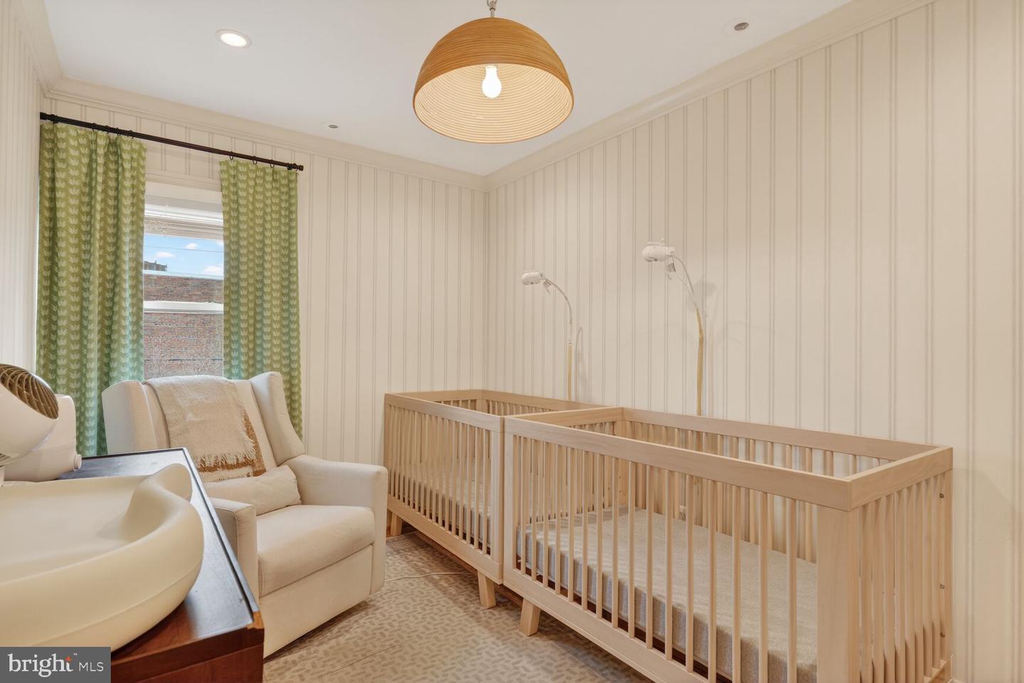 1014 COLONIAL AVE, ALEXANDRIA, Virginia 22314, 3 Bedrooms Bedrooms, ,2 BathroomsBathrooms,Residential,For sale,1014 COLONIAL AVE,VAAX2052744 MLS # VAAX2052744