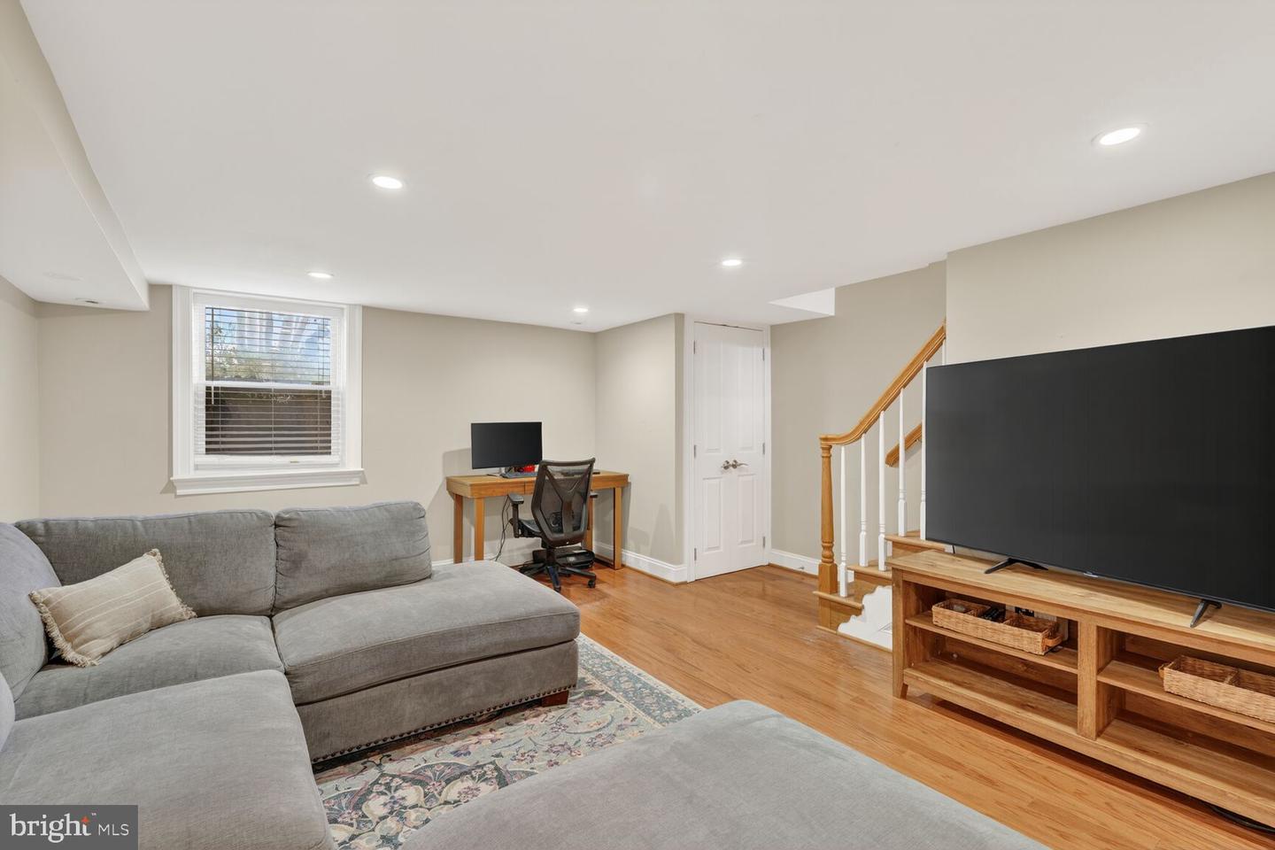 1014 COLONIAL AVE, ALEXANDRIA, Virginia 22314, 3 Bedrooms Bedrooms, ,2 BathroomsBathrooms,Residential,For sale,1014 COLONIAL AVE,VAAX2052744 MLS # VAAX2052744