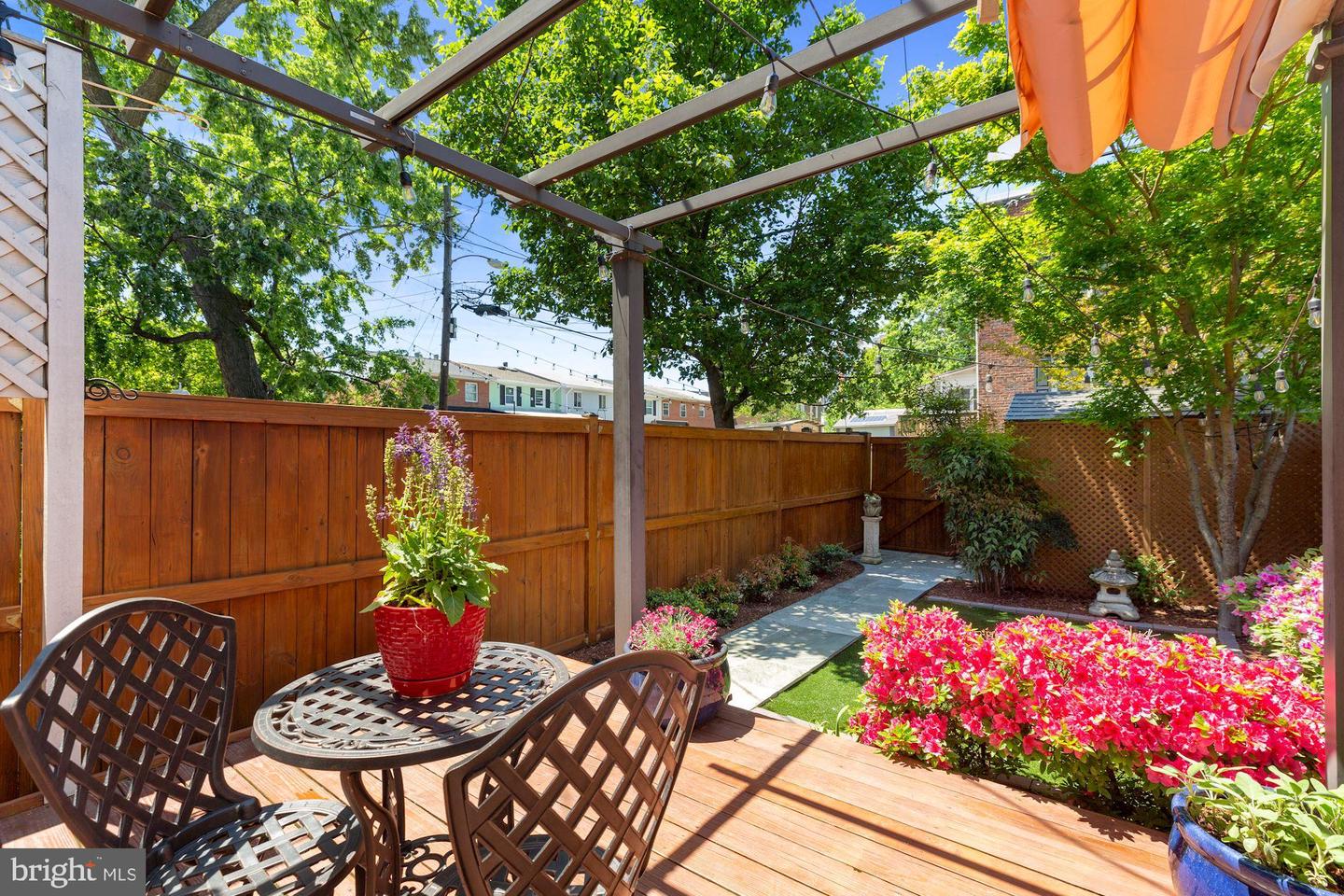 1014 COLONIAL AVE, ALEXANDRIA, Virginia 22314, 3 Bedrooms Bedrooms, ,2 BathroomsBathrooms,Residential,For sale,1014 COLONIAL AVE,VAAX2052744 MLS # VAAX2052744