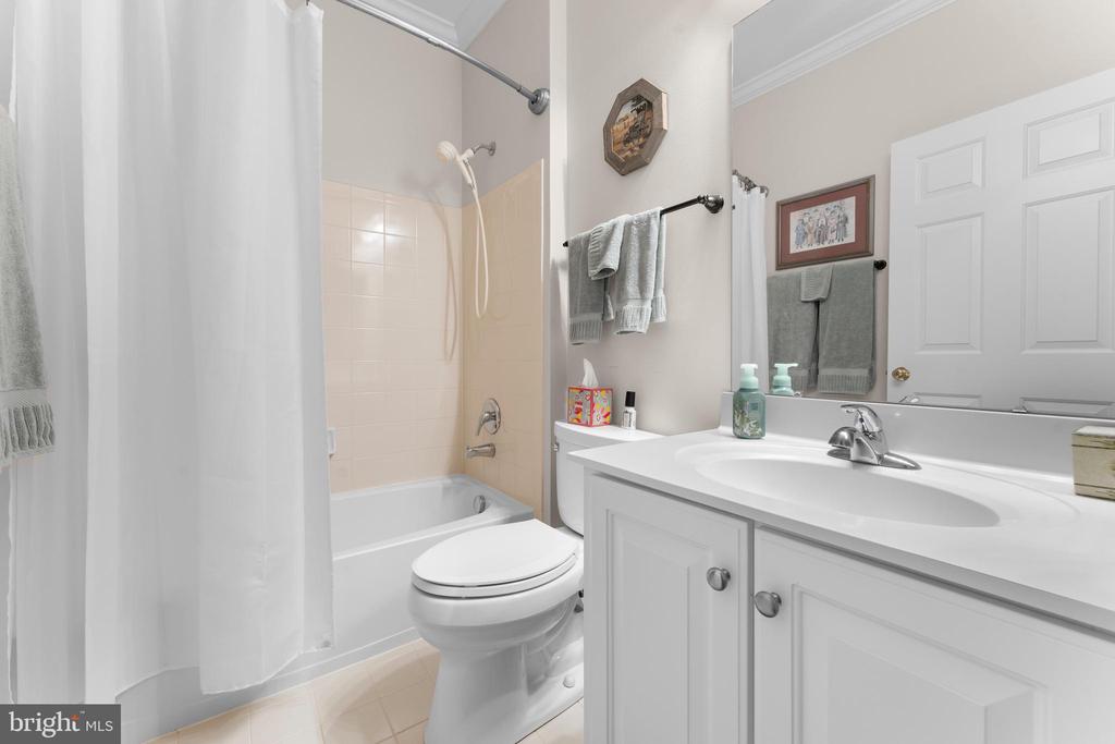 2020 GOLF DR, CULPEPER, Virginia 22701, 3 Bedrooms Bedrooms, ,2 BathroomsBathrooms,Residential,COUNTRY CLUB ESTATES,2020 GOLF DR,VACU2012858 MLS # VACU2012858