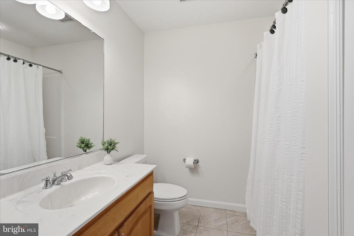 6249 GHADBAN CT, WARRENTON, Virginia 20187, 4 Bedrooms Bedrooms, ,2 BathroomsBathrooms,Residential,For sale,6249 GHADBAN CT,VAFQ2020150 MLS # VAFQ2020150 6249 GHADBAN CT, WARRENTON, Virginia 20187, 4 Bedrooms Bedrooms, ,2 BathroomsBathrooms,Residential,For sale,6249 GHADBAN CT,VAFQ2020150 MLS # VAFQ2020150