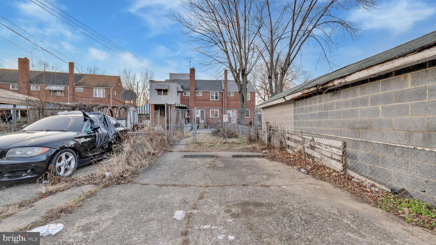 818 51ST ST SE, WASHINGTON, District Of Columbia 20019, ,Residential,For sale,818 51ST ST SE,DCDC2242076 MLS # DCDC2242076