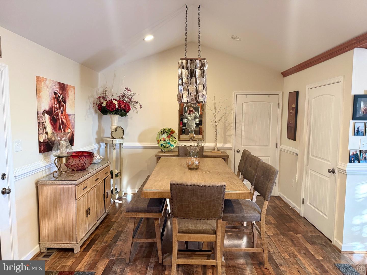 1157 GRANNY SMITH RD, LINDEN, Virginia 22642, 3 Bedrooms Bedrooms, 7 Rooms Rooms,3 BathroomsBathrooms,Residential,For sale,1157 GRANNY SMITH RD,VAWR2013180 MLS # VAWR2013180