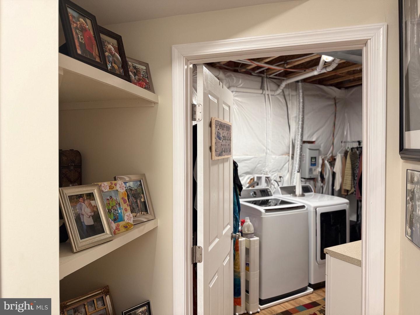 1157 GRANNY SMITH RD, LINDEN, Virginia 22642, 3 Bedrooms Bedrooms, 7 Rooms Rooms,3 BathroomsBathrooms,Residential,For sale,1157 GRANNY SMITH RD,VAWR2013180 MLS # VAWR2013180