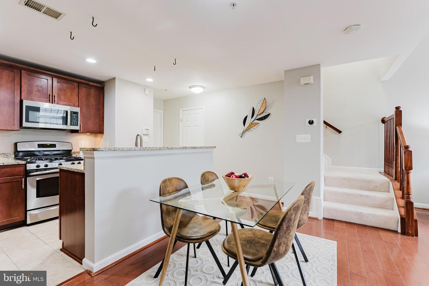 12468-A LIBERTY BRIDGE RD, FAIRFAX, Virginia 22033, 2 Bedrooms Bedrooms, ,2 BathroomsBathrooms,Residential,For sale,12468-A LIBERTY BRIDGE RD,VAFX2286808 MLS # VAFX2286808