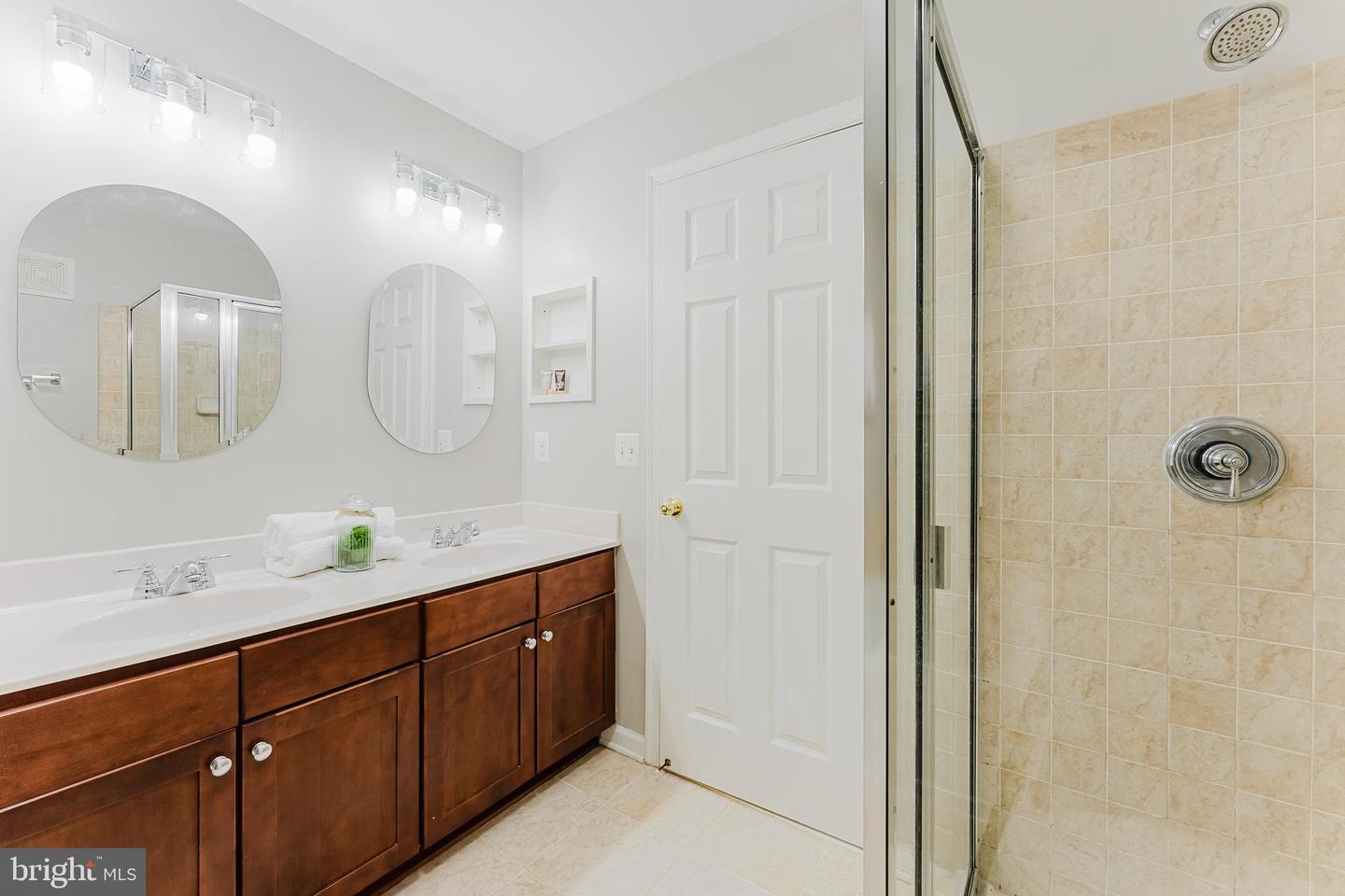 12468-A LIBERTY BRIDGE RD, FAIRFAX, Virginia 22033, 2 Bedrooms Bedrooms, ,2 BathroomsBathrooms,Residential,For sale,12468-A LIBERTY BRIDGE RD,VAFX2286808 MLS # VAFX2286808