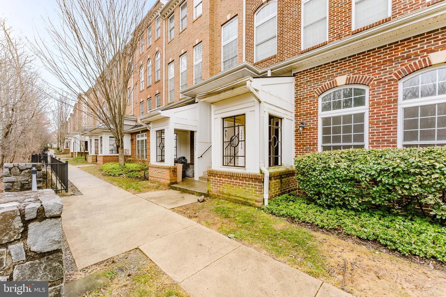 12468-A LIBERTY BRIDGE RD, FAIRFAX, Virginia 22033, 2 Bedrooms Bedrooms, ,2 BathroomsBathrooms,Residential,For sale,12468-A LIBERTY BRIDGE RD,VAFX2286808 MLS # VAFX2286808