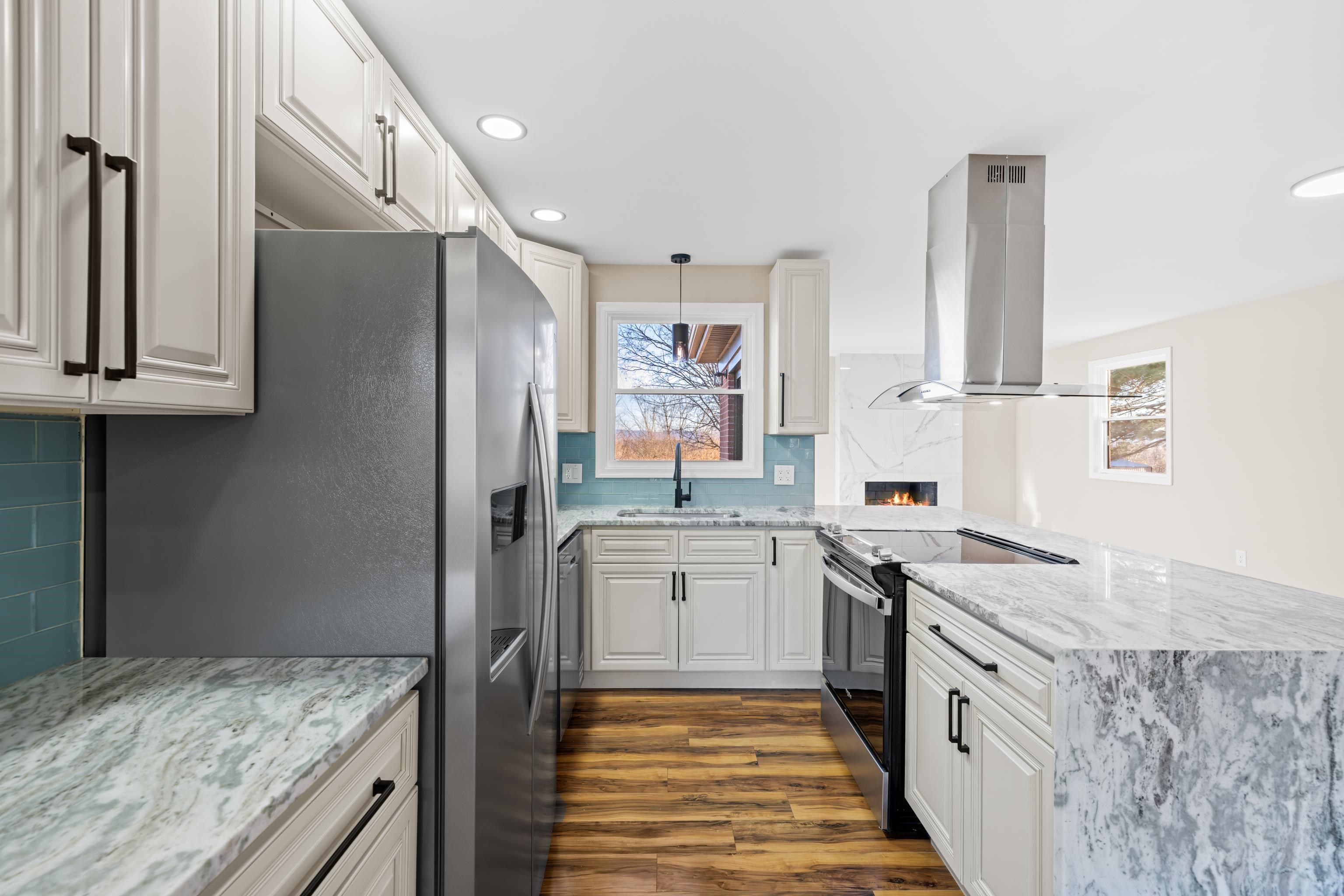 1293 LEE HWY, VERONA, Virginia 24482, 4 Bedrooms Bedrooms, ,2 BathroomsBathrooms,Residential,1293 LEE HWY,673632 MLS # 673632