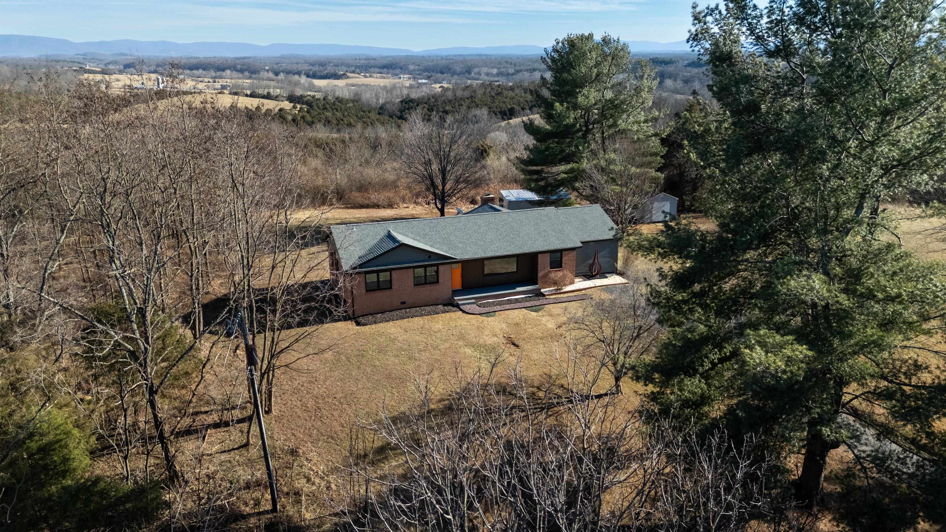 1293 LEE HWY, VERONA, Virginia 24482, 4 Bedrooms Bedrooms, ,2 BathroomsBathrooms,Residential,1293 LEE HWY,673632 MLS # 673632