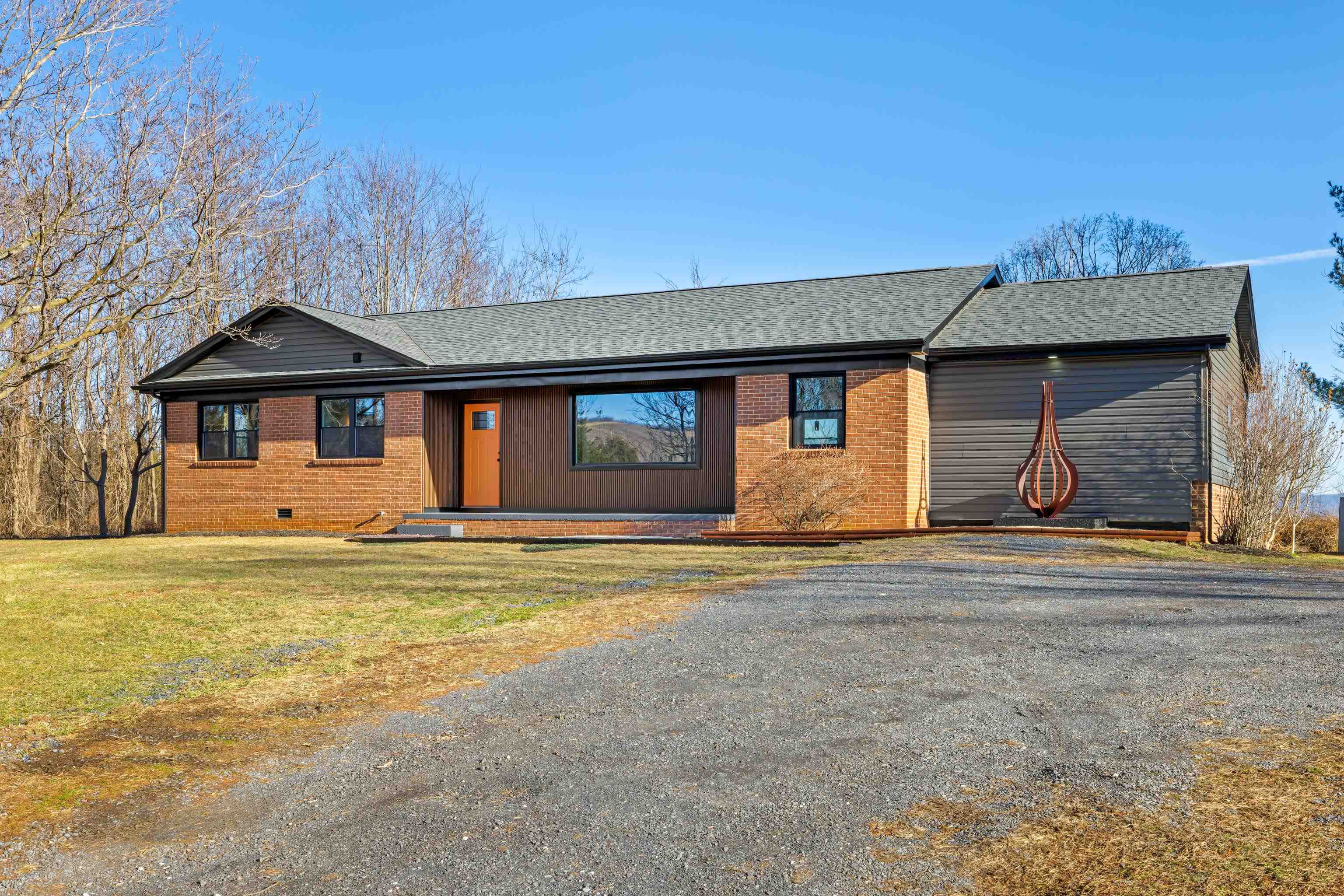 1293 LEE HWY, VERONA, Virginia 24482, 4 Bedrooms Bedrooms, ,2 BathroomsBathrooms,Residential,1293 LEE HWY,673632 MLS # 673632