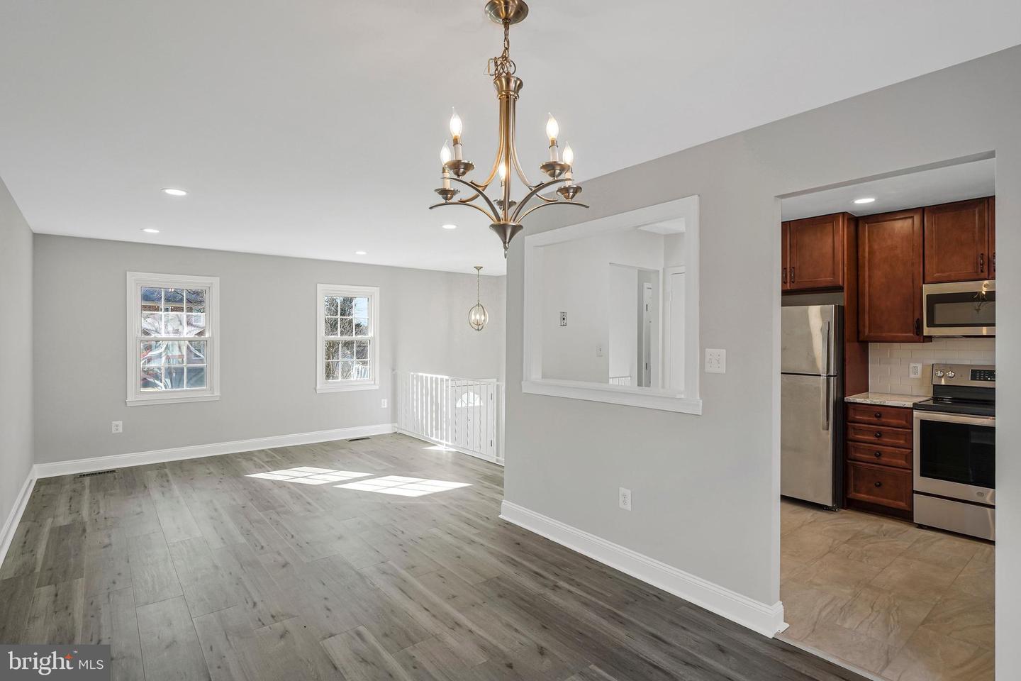 12016 TROSSACK RD, HERNDON, Virginia 20170, 4 Bedrooms Bedrooms, ,3 BathroomsBathrooms,Residential,For sale,12016 TROSSACK RD,VAFX2287000 MLS # VAFX2287000