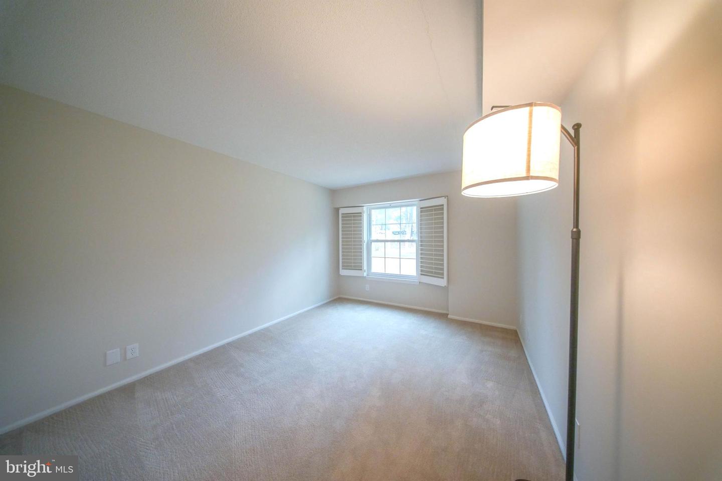 7721 TREMAYNE PL #215, MCLEAN, Virginia 22102, 2 Bedrooms Bedrooms, 4 Rooms Rooms,2 BathroomsBathrooms,Residential,For sale,7721 TREMAYNE PL #215,VAFX2287176 MLS # VAFX2287176 7721 TREMAYNE PL #215, MCLEAN, Virginia 22102, 2 Bedrooms Bedrooms, 4 Rooms Rooms,2 BathroomsBathrooms,Residential,For sale,7721 TREMAYNE PL #215,VAFX2287176 MLS # VAFX2287176