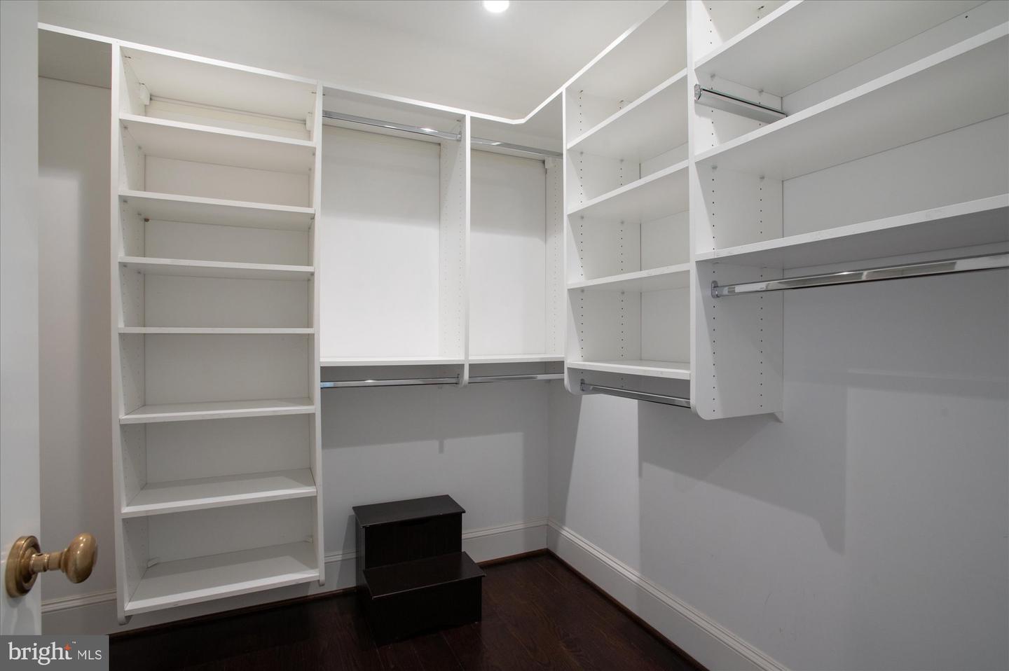 4221 FORDHAM RD NW, WASHINGTON, District Of Columbia 20016, 4 Bedrooms Bedrooms, ,4 BathroomsBathrooms,Residential,For sale,4221 FORDHAM RD NW,DCDC2243216 MLS # DCDC2243216