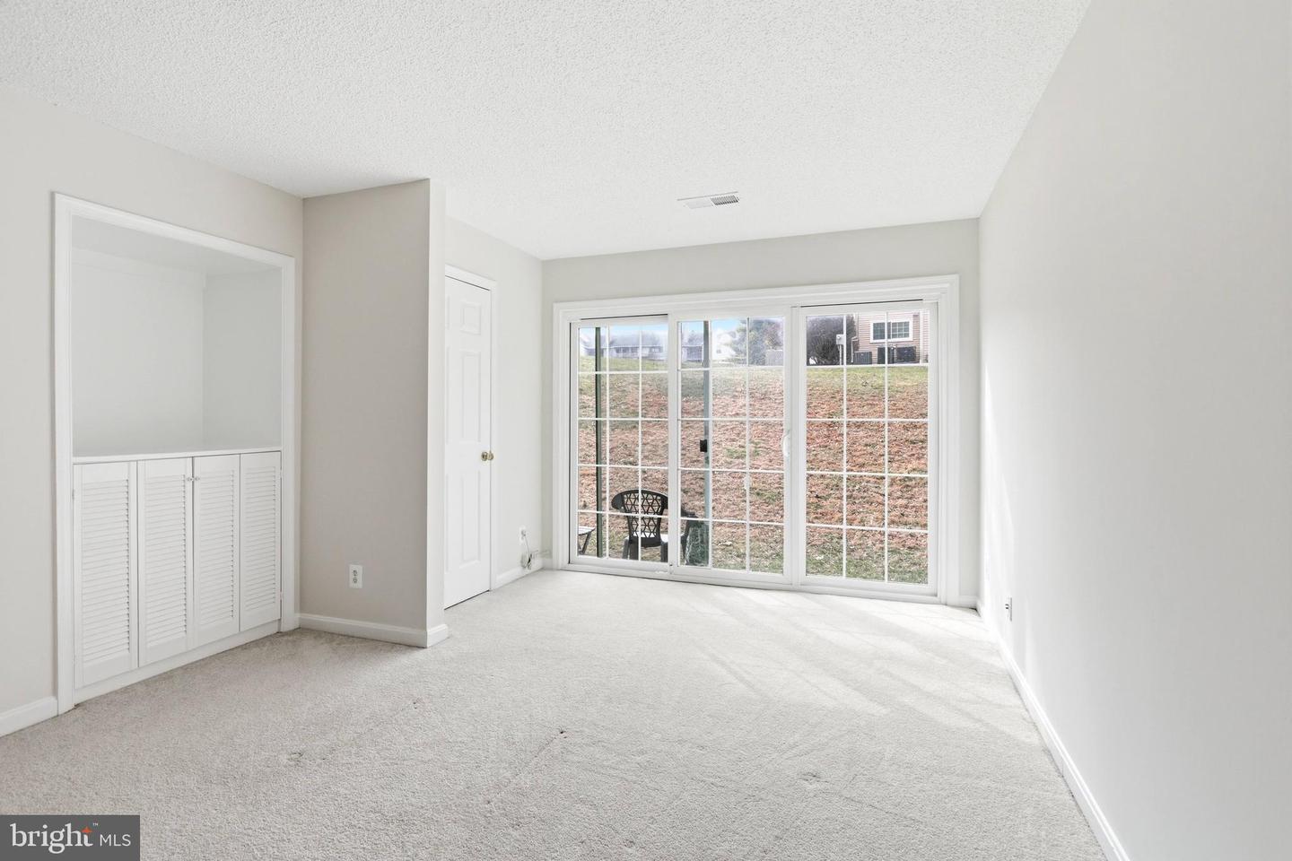 3902 GOLF TEE CT #101, FAIRFAX, Virginia 22033, 3 Bedrooms Bedrooms, ,2 BathroomsBathrooms,Residential,For sale,3902 GOLF TEE CT #101,VAFX2287592 MLS # VAFX2287592