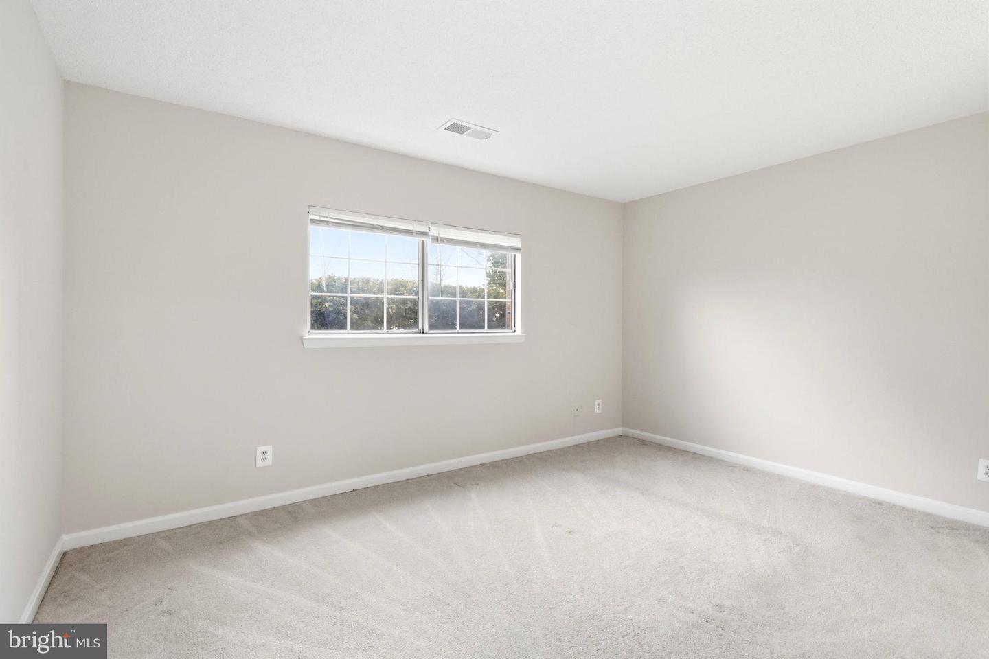 3902 GOLF TEE CT #101, FAIRFAX, Virginia 22033, 3 Bedrooms Bedrooms, ,2 BathroomsBathrooms,Residential,For sale,3902 GOLF TEE CT #101,VAFX2287592 MLS # VAFX2287592