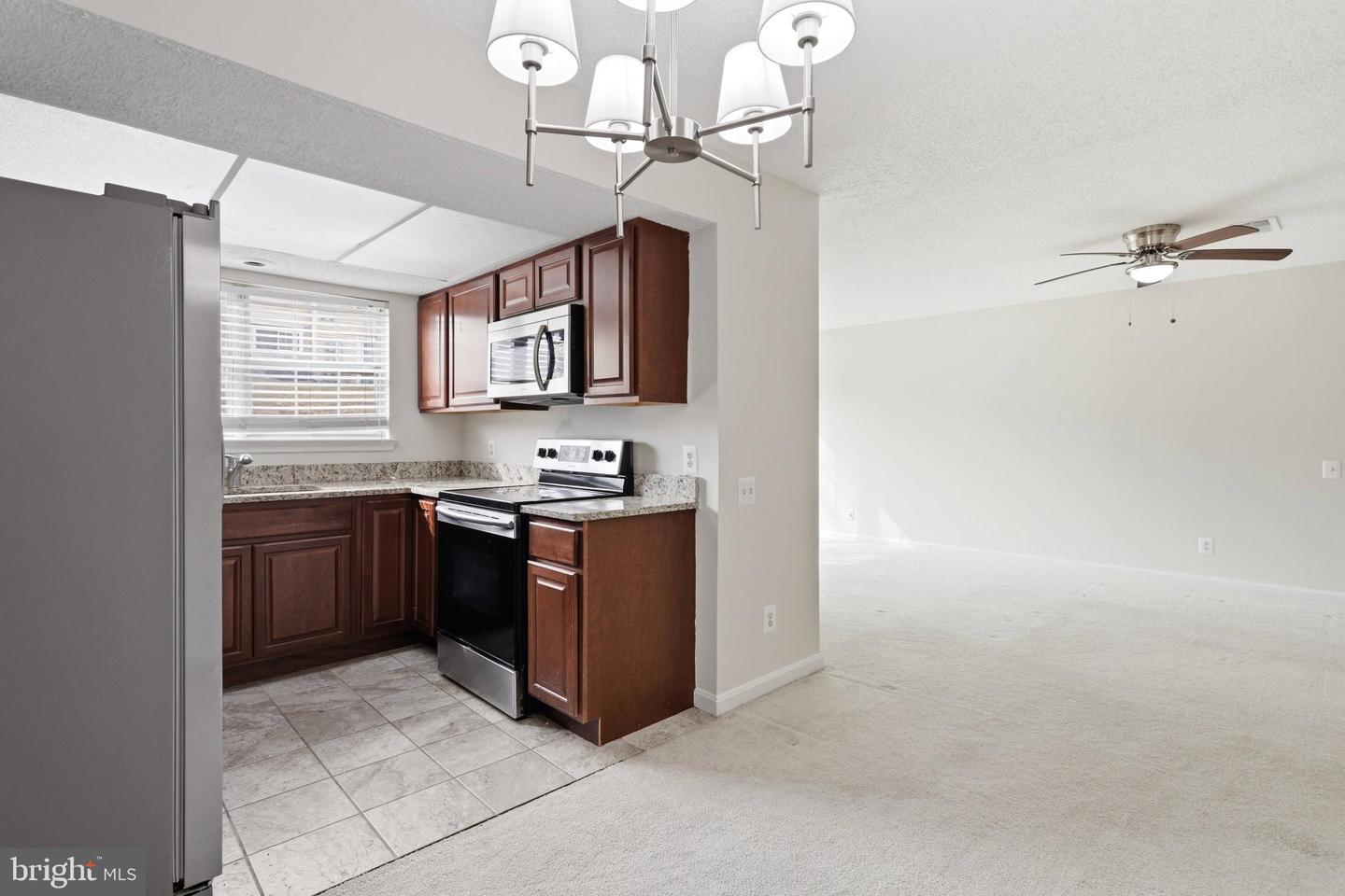 3902 GOLF TEE CT #101, FAIRFAX, Virginia 22033, 3 Bedrooms Bedrooms, ,2 BathroomsBathrooms,Residential,For sale,3902 GOLF TEE CT #101,VAFX2287592 MLS # VAFX2287592