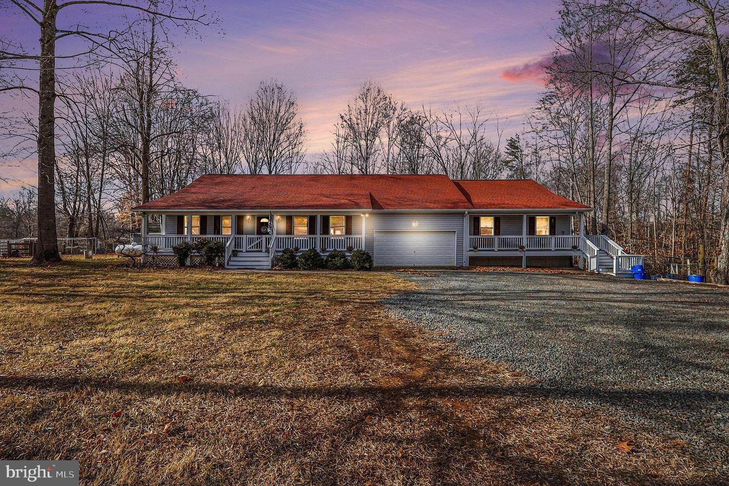 8318 DIAMOND HILL RD, WARRENTON, Virginia 20186, 4 Bedrooms Bedrooms, 19 Rooms Rooms,4 BathroomsBathrooms,Residential,For sale,8318 DIAMOND HILL RD,VAFQ2020300 MLS # VAFQ2020300