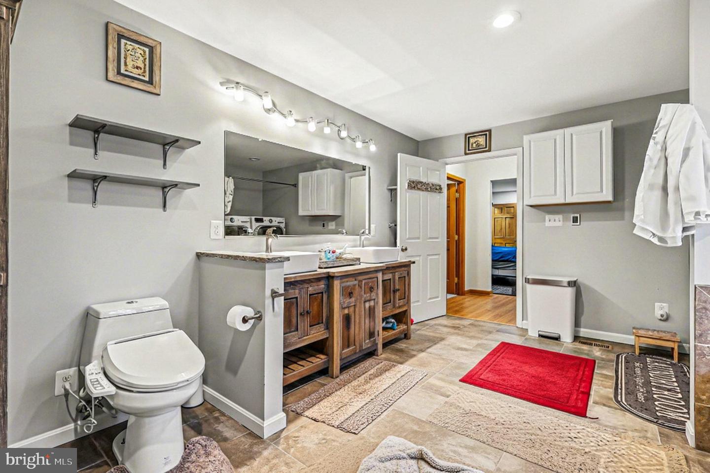 8318 DIAMOND HILL RD, WARRENTON, Virginia 20186, 4 Bedrooms Bedrooms, 19 Rooms Rooms,4 BathroomsBathrooms,Residential,For sale,8318 DIAMOND HILL RD,VAFQ2020300 MLS # VAFQ2020300