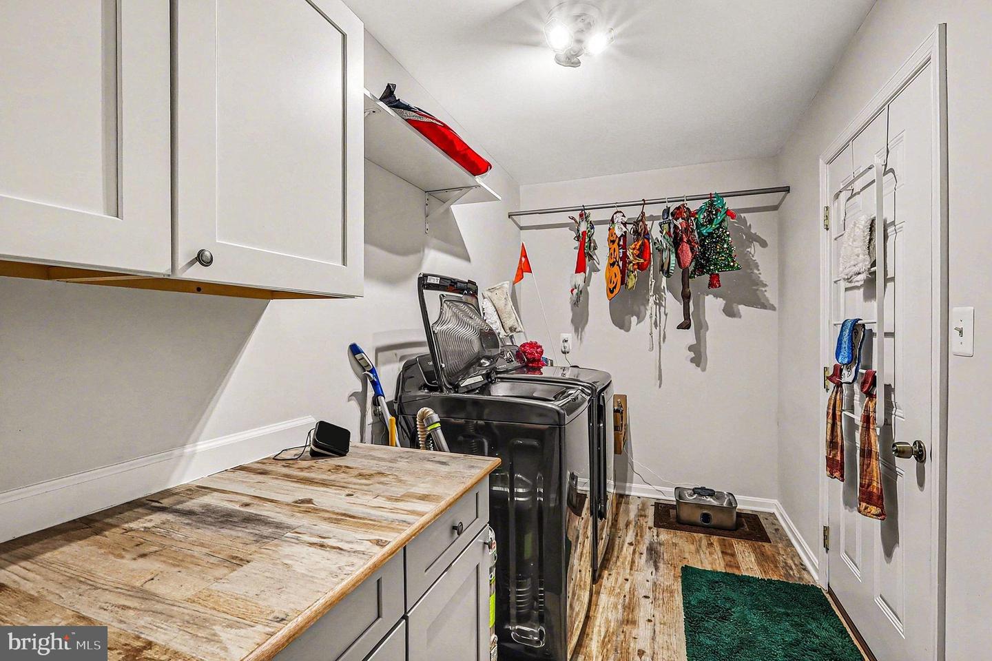 8318 DIAMOND HILL RD, WARRENTON, Virginia 20186, 4 Bedrooms Bedrooms, 19 Rooms Rooms,4 BathroomsBathrooms,Residential,For sale,8318 DIAMOND HILL RD,VAFQ2020300 MLS # VAFQ2020300