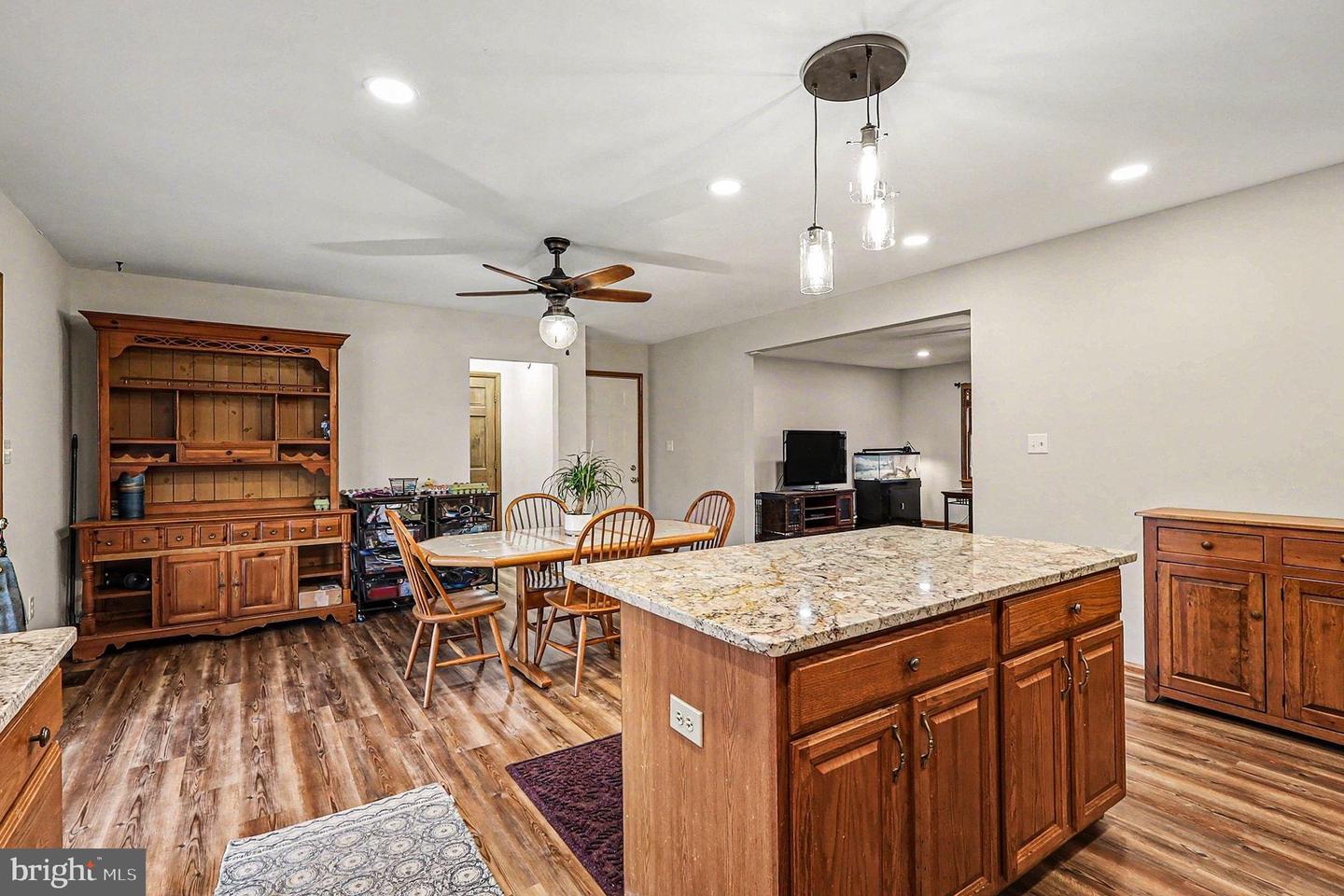 8318 DIAMOND HILL RD, WARRENTON, Virginia 20186, 4 Bedrooms Bedrooms, 19 Rooms Rooms,4 BathroomsBathrooms,Residential,For sale,8318 DIAMOND HILL RD,VAFQ2020300 MLS # VAFQ2020300