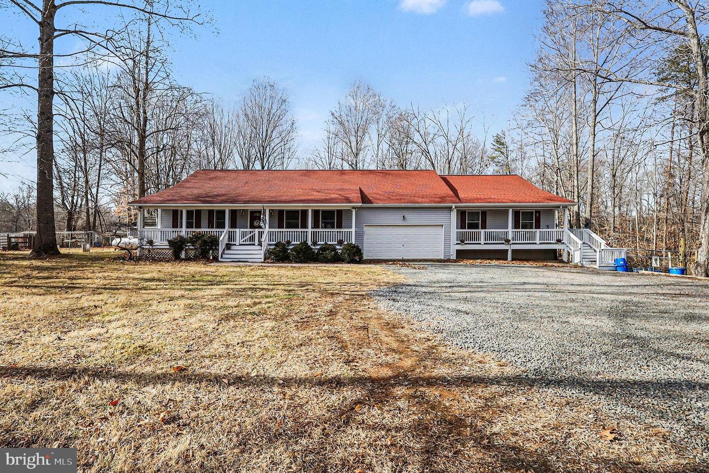 8318 DIAMOND HILL RD, WARRENTON, Virginia 20186, 4 Bedrooms Bedrooms, 19 Rooms Rooms,4 BathroomsBathrooms,Residential,For sale,8318 DIAMOND HILL RD,VAFQ2020300 MLS # VAFQ2020300