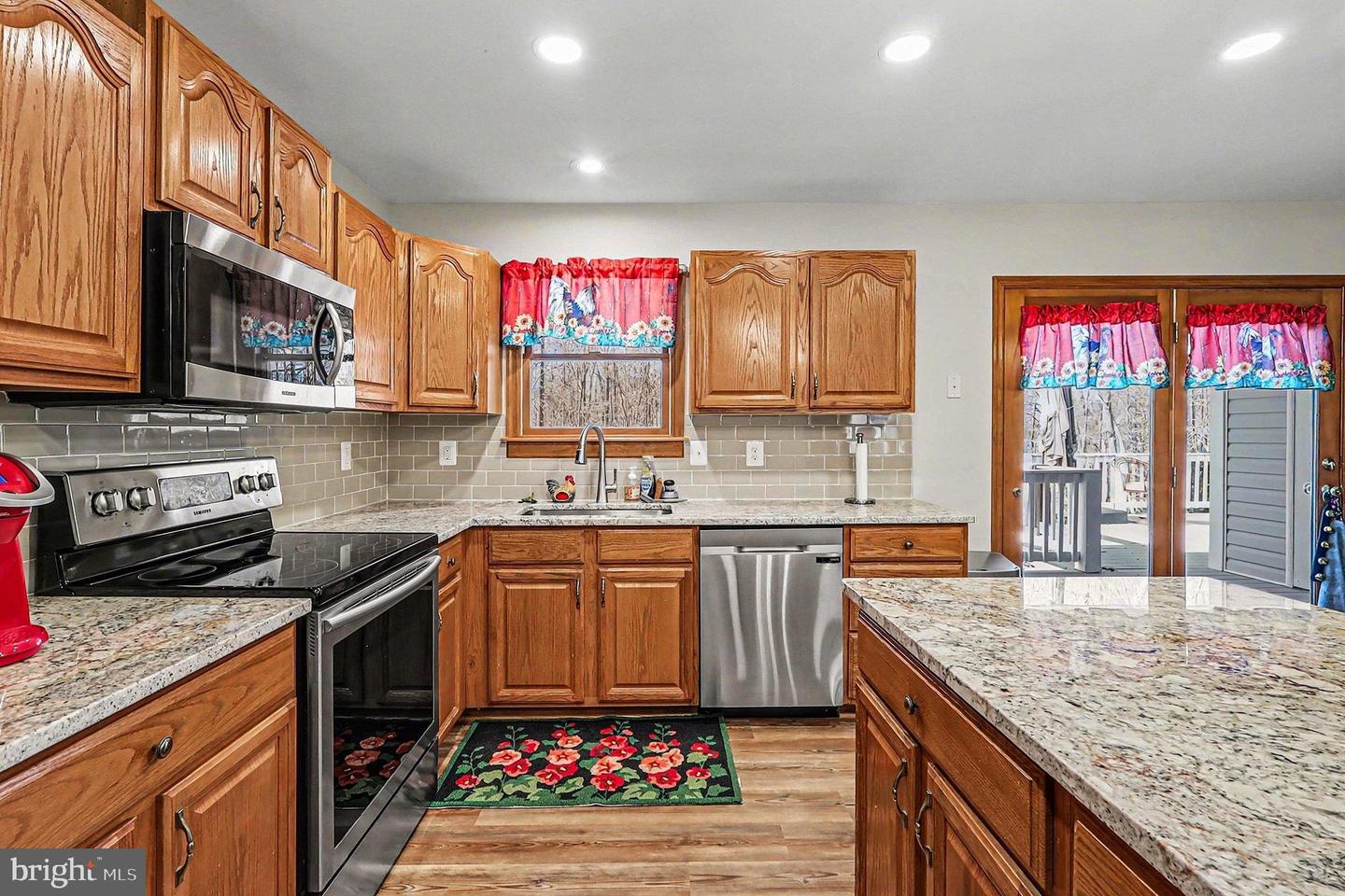 8318 DIAMOND HILL RD, WARRENTON, Virginia 20186, 4 Bedrooms Bedrooms, 19 Rooms Rooms,4 BathroomsBathrooms,Residential,For sale,8318 DIAMOND HILL RD,VAFQ2020300 MLS # VAFQ2020300