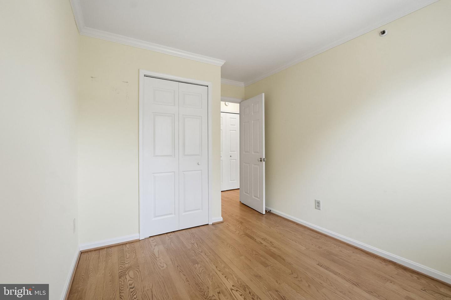 207-A LOCUST ST SE, VIENNA, Virginia 22180, 3 Bedrooms Bedrooms, ,2 BathroomsBathrooms,Residential,For sale,207-A LOCUST ST SE,VAFX2287608 MLS # VAFX2287608