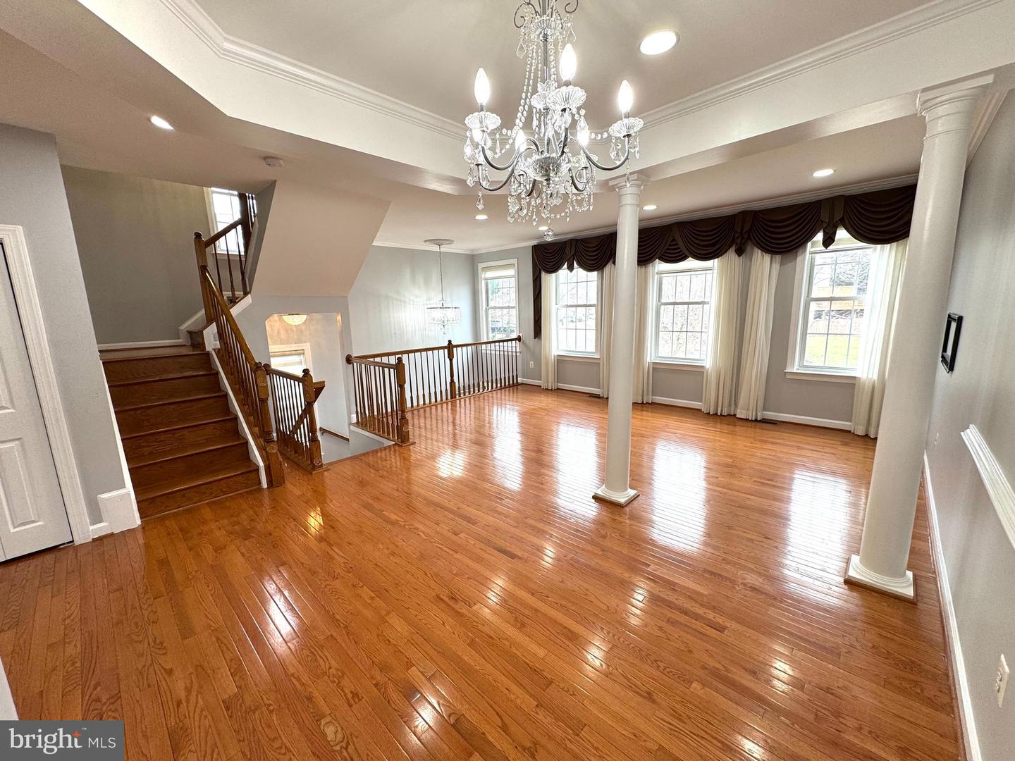 12915 STARTERS LANE, FAIRFAX, Virginia 22033, 3 Bedrooms Bedrooms, ,2 BathroomsBathrooms,Residential,For sale,12915 STARTERS LANE,VAFX2287728 MLS # VAFX2287728