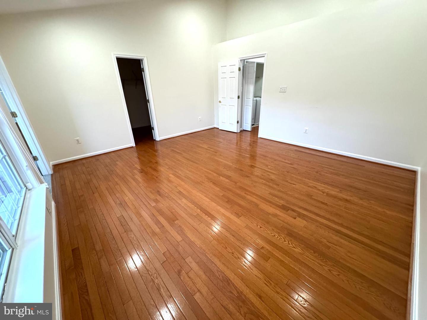 12915 STARTERS LANE, FAIRFAX, Virginia 22033, 3 Bedrooms Bedrooms, ,2 BathroomsBathrooms,Residential,For sale,12915 STARTERS LANE,VAFX2287728 MLS # VAFX2287728