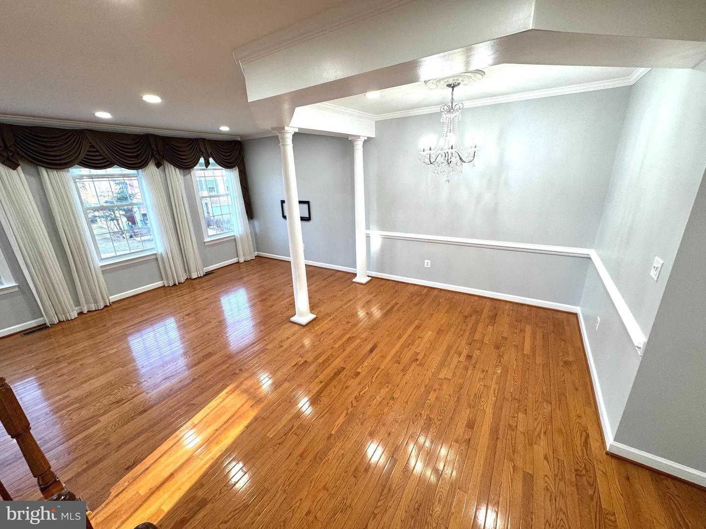 12915 STARTERS LANE, FAIRFAX, Virginia 22033, 3 Bedrooms Bedrooms, ,2 BathroomsBathrooms,Residential,For sale,12915 STARTERS LANE,VAFX2287728 MLS # VAFX2287728