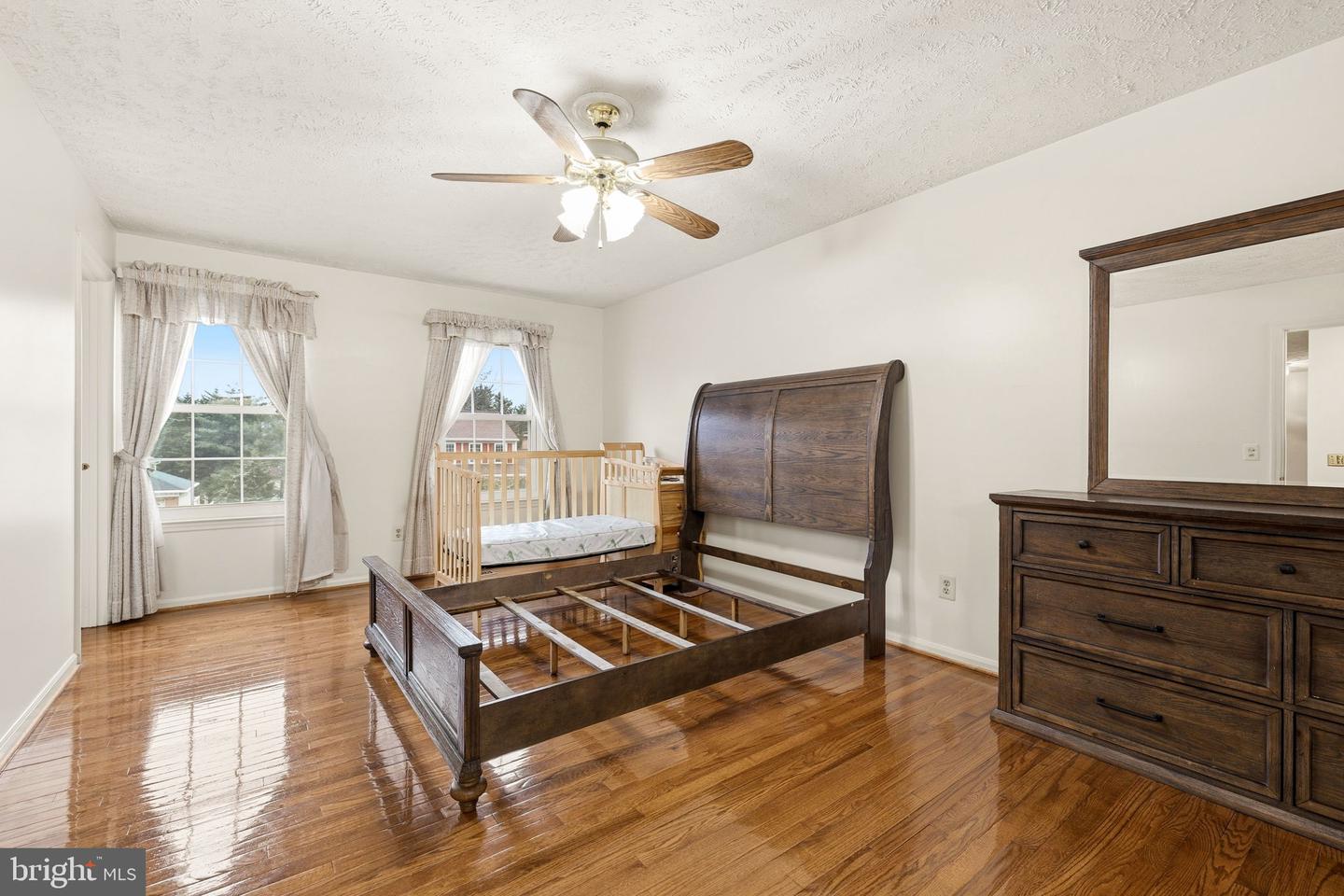 4482 EDSALL DR, WOODBRIDGE, Virginia 22193, 4 Bedrooms Bedrooms, ,3 BathroomsBathrooms,Residential,For sale,4482 EDSALL DR,VAPW2111388 MLS # VAPW2111388