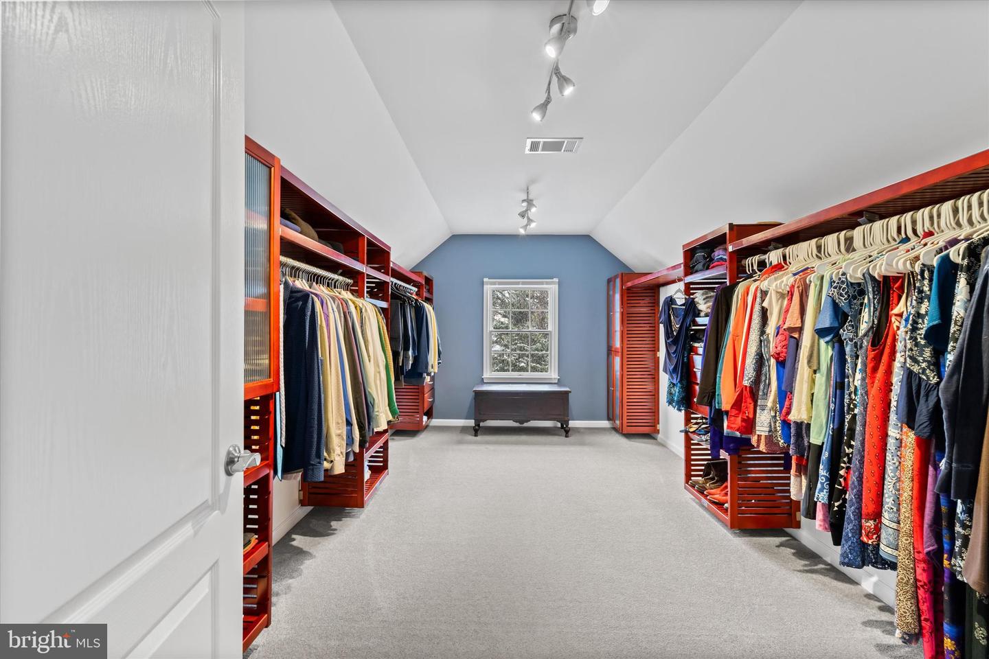 12524 PHILMONT DR, HERNDON, Virginia 20170, 5 Bedrooms Bedrooms, ,3 BathroomsBathrooms,Residential,For sale,12524 PHILMONT DR,VAFX2287814 MLS # VAFX2287814