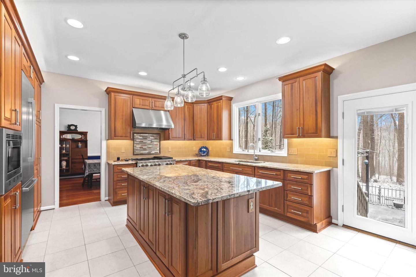 12524 PHILMONT DR, HERNDON, Virginia 20170, 5 Bedrooms Bedrooms, ,3 BathroomsBathrooms,Residential,For sale,12524 PHILMONT DR,VAFX2287814 MLS # VAFX2287814