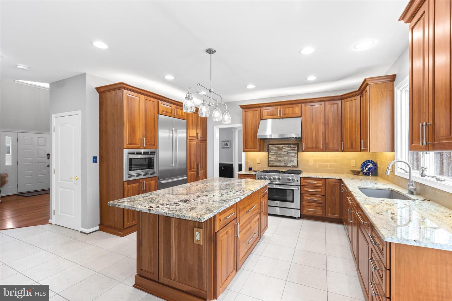 12524 PHILMONT DR, HERNDON, Virginia 20170, 5 Bedrooms Bedrooms, ,3 BathroomsBathrooms,Residential,For sale,12524 PHILMONT DR,VAFX2287814 MLS # VAFX2287814