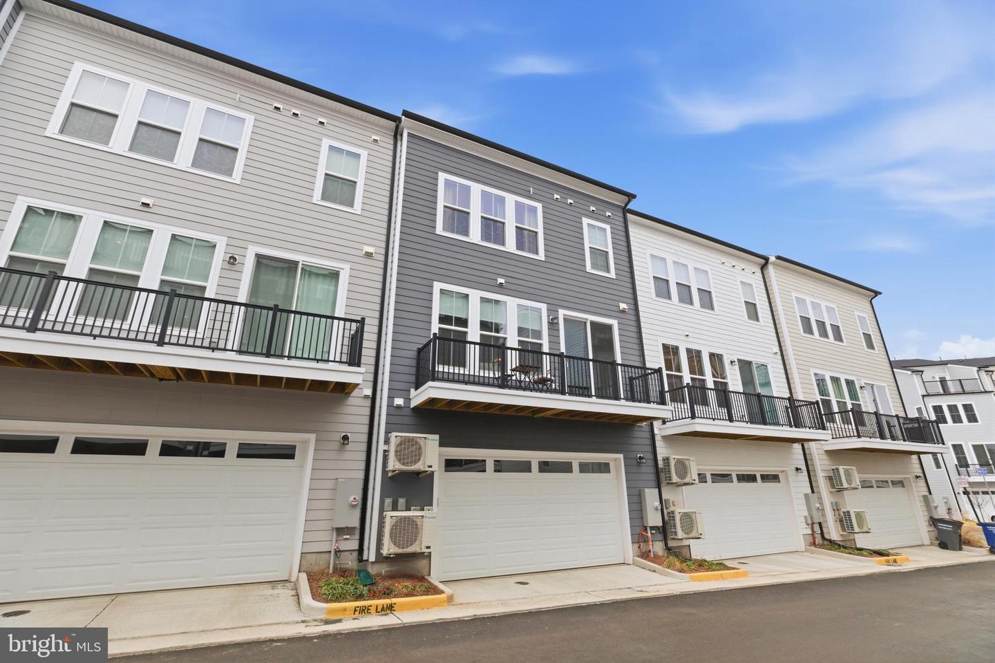 13725 AVIATION PL, HERNDON, Virginia 20171, 4 Bedrooms Bedrooms, ,3 BathroomsBathrooms,Residential,For sale,13725 AVIATION PL,VAFX2287924 MLS # VAFX2287924