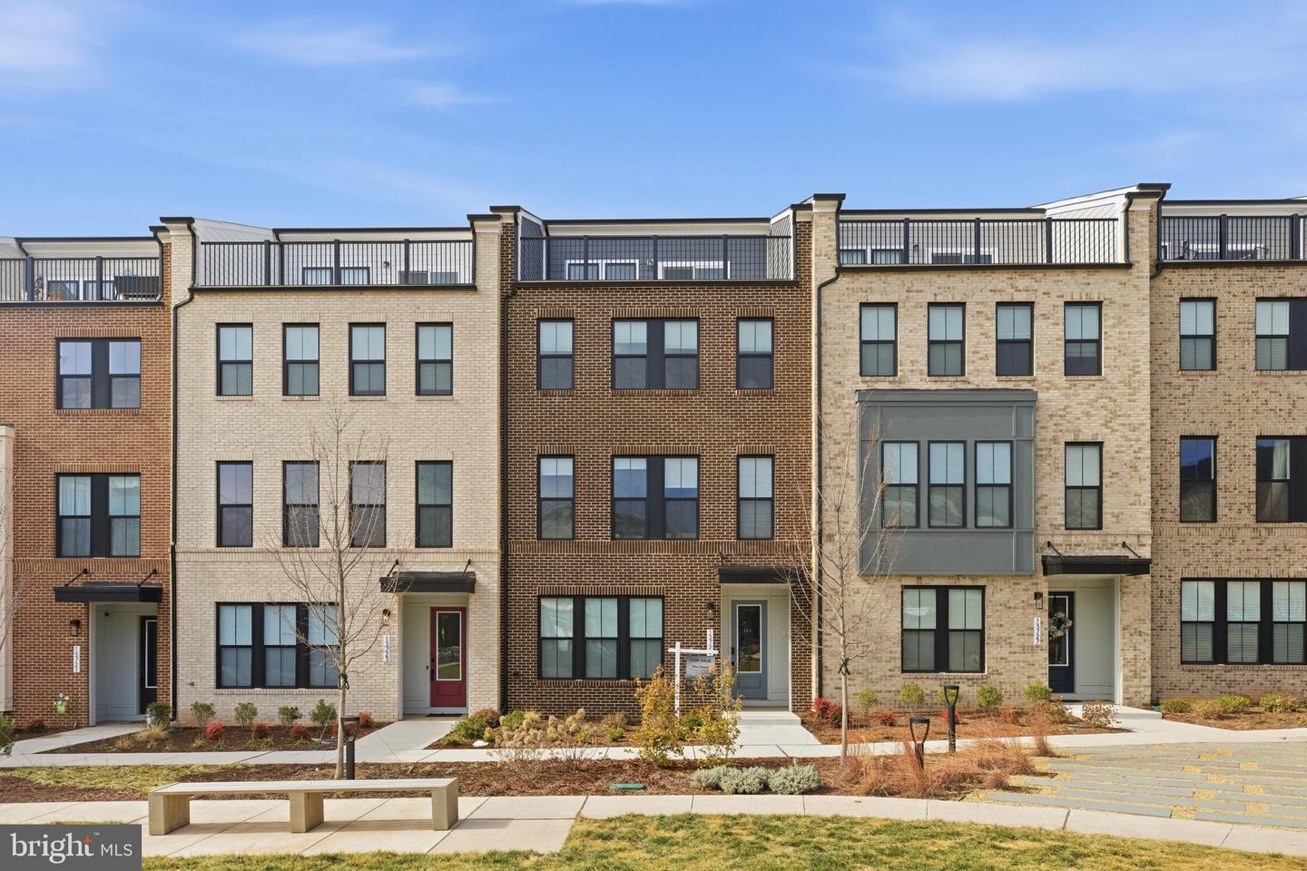 13725 AVIATION PL, HERNDON, Virginia 20171, 4 Bedrooms Bedrooms, ,3 BathroomsBathrooms,Residential,For sale,13725 AVIATION PL,VAFX2287924 MLS # VAFX2287924