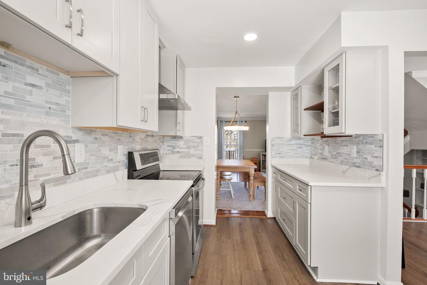 3100 CALLOWAY CT, WOODBRIDGE, Virginia 22192, 3 Bedrooms Bedrooms, 6 Rooms Rooms,2 BathroomsBathrooms,Residential,For sale,3100 CALLOWAY CT,VAPW2111534 MLS # VAPW2111534