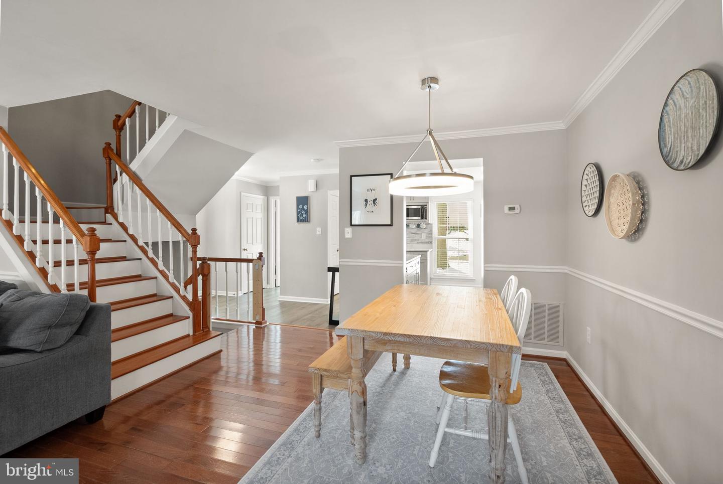 3100 CALLOWAY CT, WOODBRIDGE, Virginia 22192, 3 Bedrooms Bedrooms, 6 Rooms Rooms,2 BathroomsBathrooms,Residential,For sale,3100 CALLOWAY CT,VAPW2111534 MLS # VAPW2111534