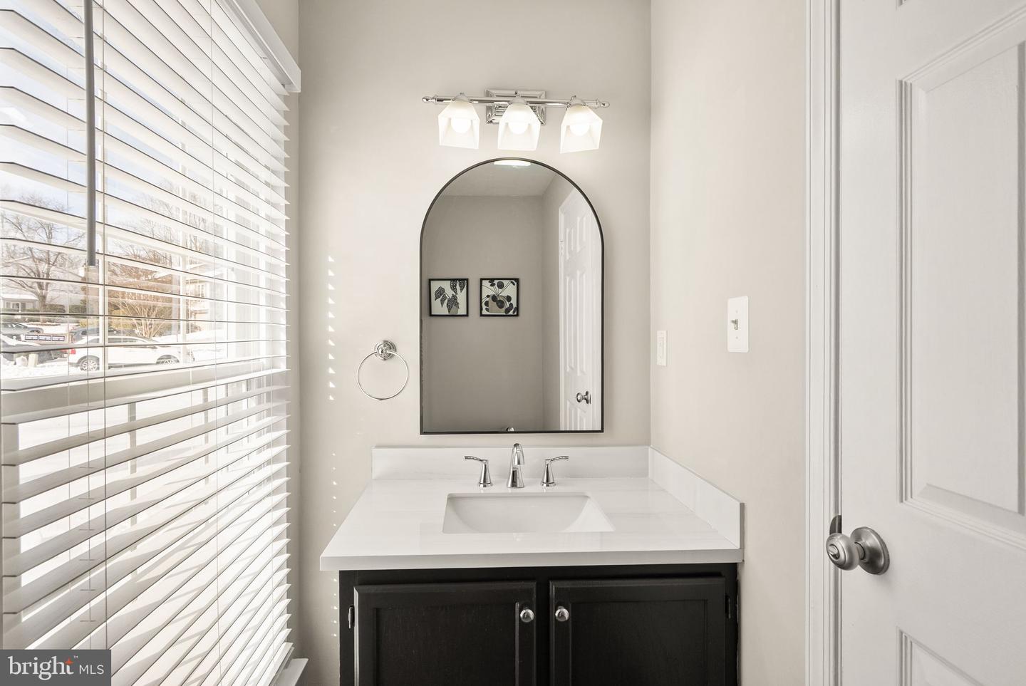 3100 CALLOWAY CT, WOODBRIDGE, Virginia 22192, 3 Bedrooms Bedrooms, 6 Rooms Rooms,2 BathroomsBathrooms,Residential,For sale,3100 CALLOWAY CT,VAPW2111534 MLS # VAPW2111534