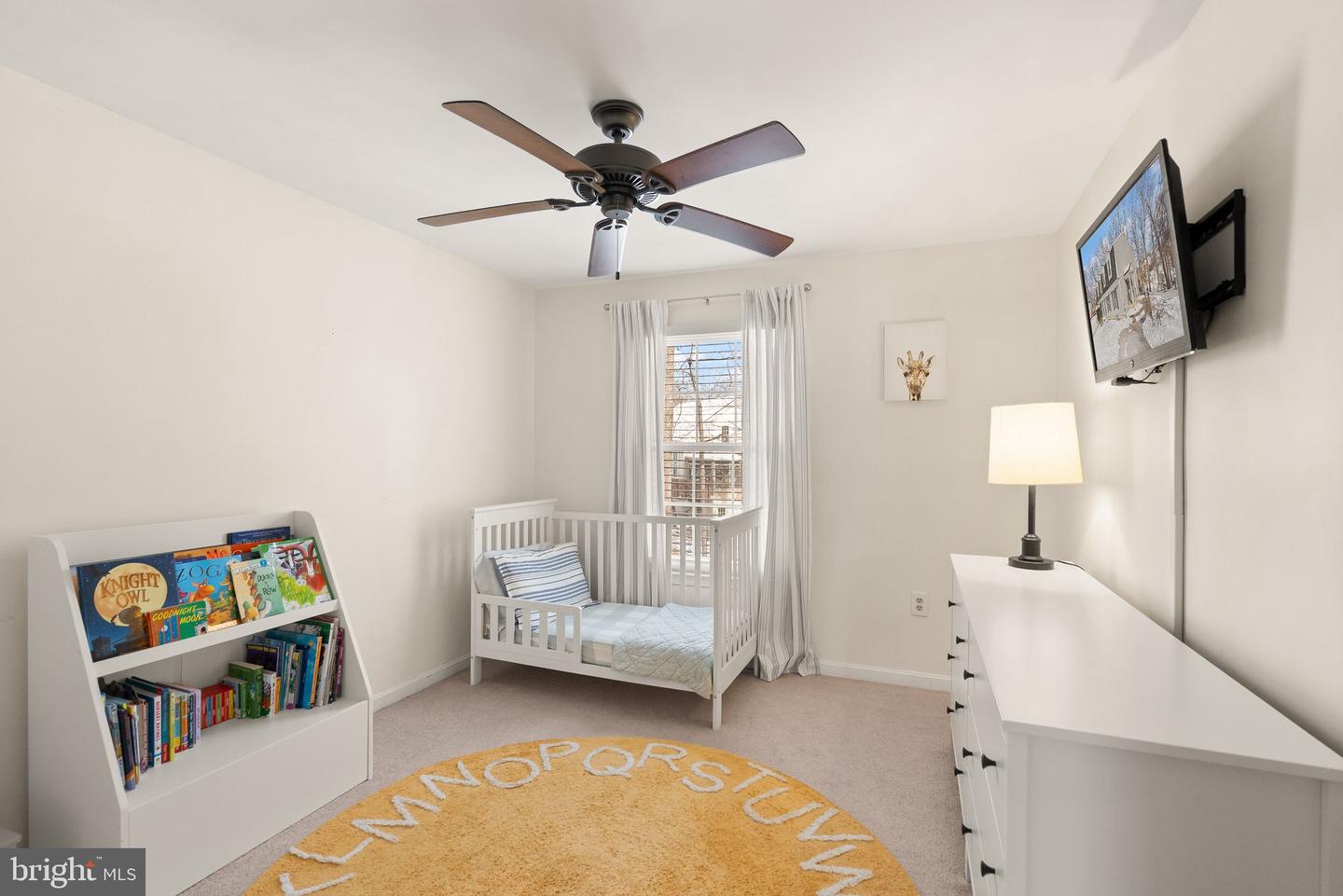 3100 CALLOWAY CT, WOODBRIDGE, Virginia 22192, 3 Bedrooms Bedrooms, 6 Rooms Rooms,2 BathroomsBathrooms,Residential,For sale,3100 CALLOWAY CT,VAPW2111534 MLS # VAPW2111534